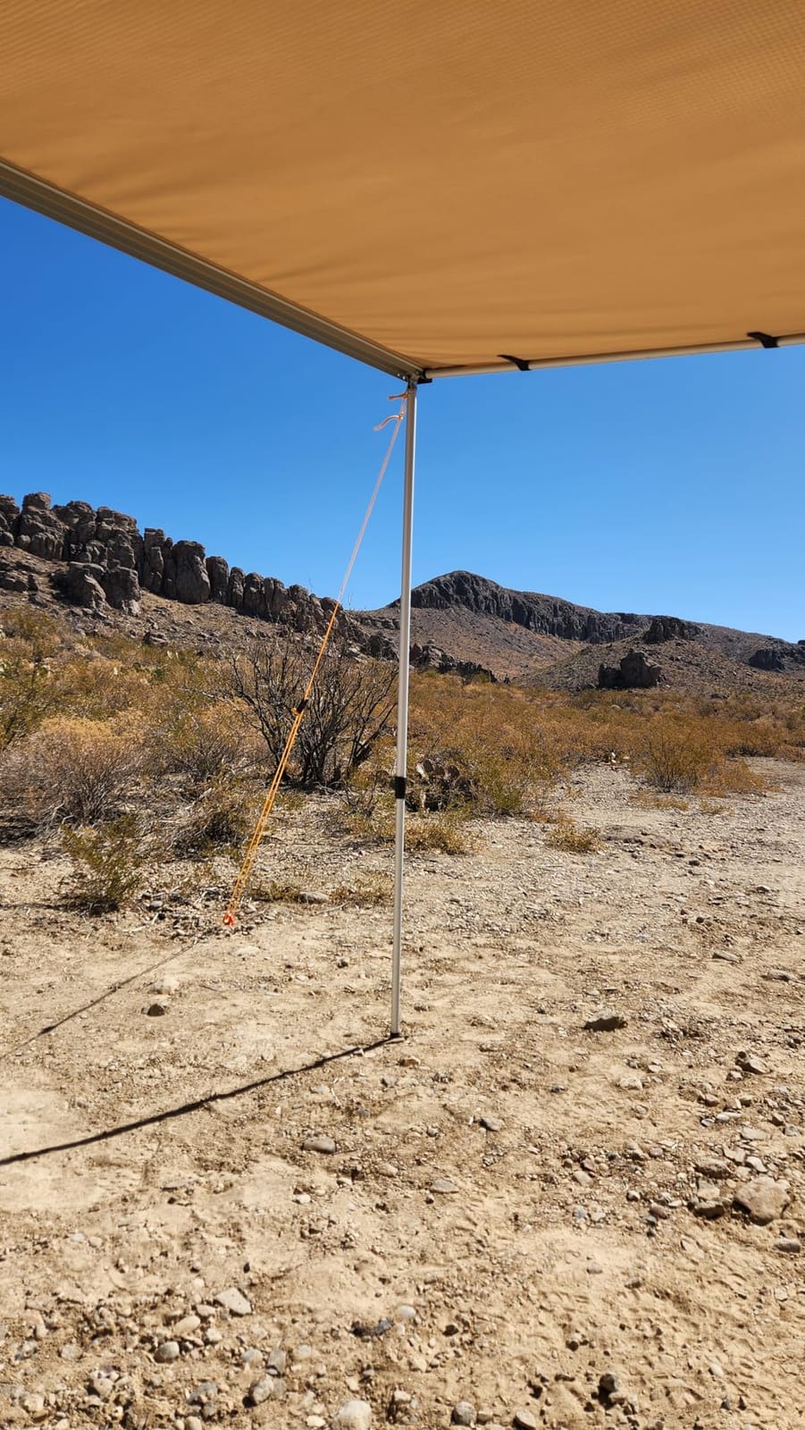 JOYTUTUS Vehicle Awning 6.6'x8.2' Roof Rack Pull-Out Sun Shade UV50+, Weatherproof 4x4 Side Sunshade for Camping, Car Awning with Adjustable Hardware, Quick Set-up, SUV/Truck/Van/Jeep customer photo 2