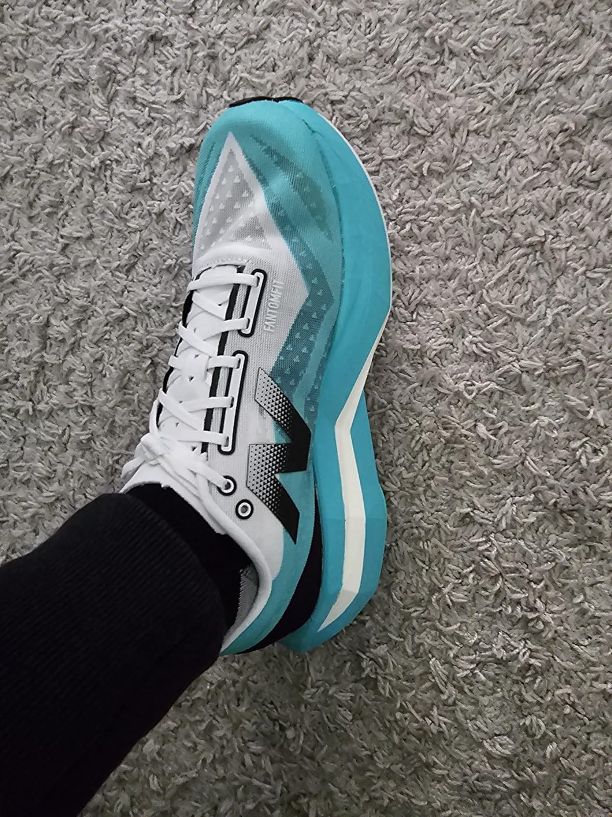 Women's FuelCell Supercomp Elite V4 customer photo 2