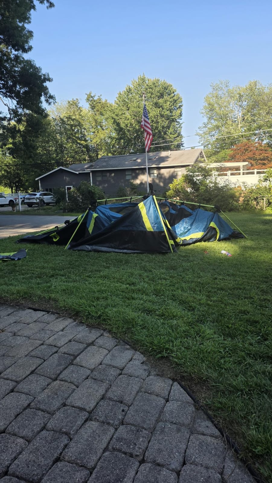 Coleman 4/6/8/10 Person Instant Camping Tent with 1-Minute Setup, Large Family Tent with Pre-Attached Poles, Air Vent, & Carry Bag, Sets Up in About 60 Seconds customer photo 1