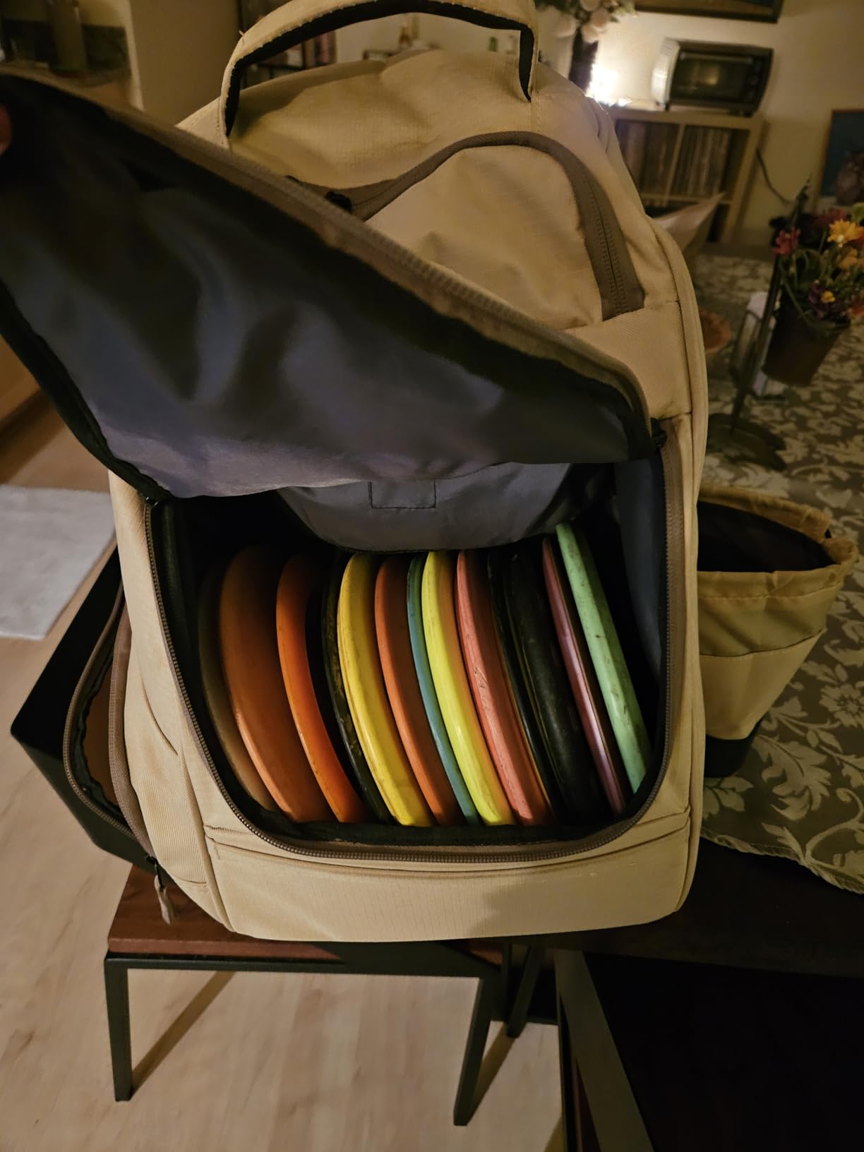 Innova Adventure Pack Disc Golf Backpack - Holds 25 Discs - Includes Mini, Disc Golf Bag customer photo 1