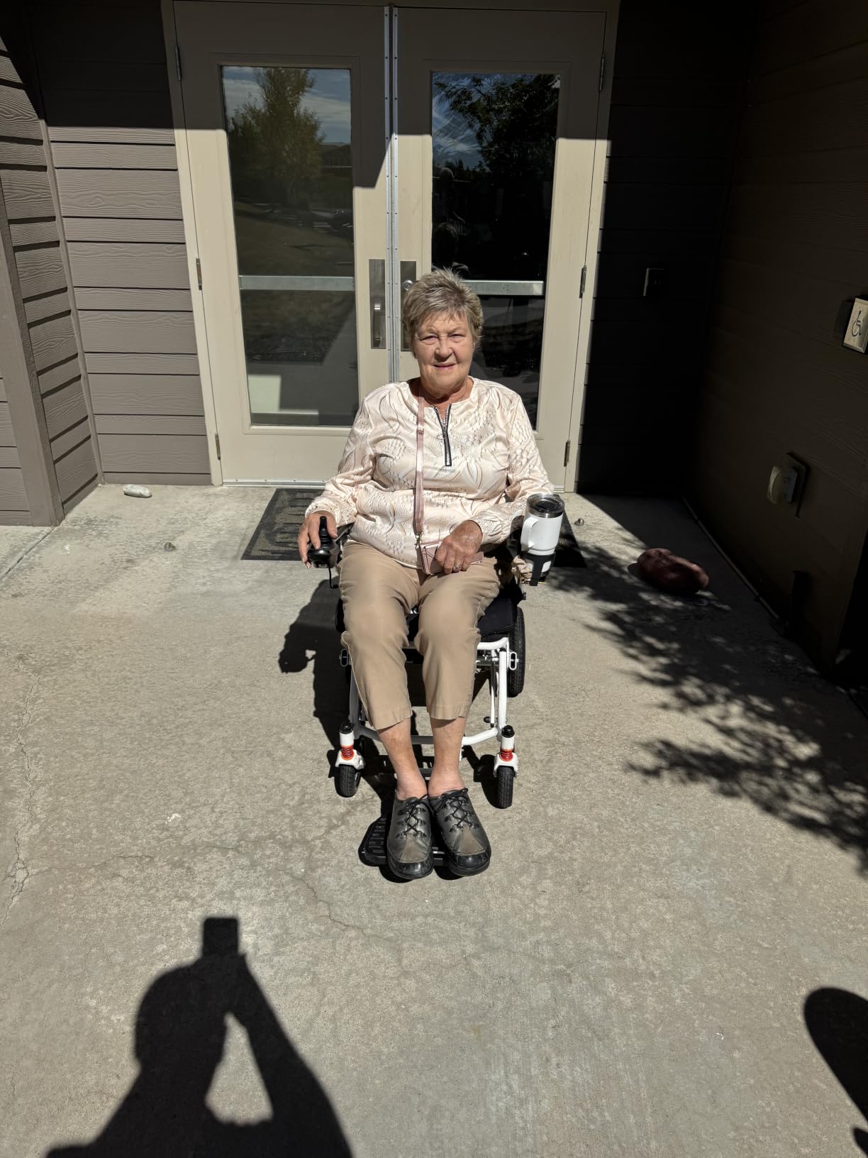 Aotedor Electric Wheelchairs for Adults,22 Miles Long Travel Range with 2 Lithium Batteries All Terrain Power Wheelchair,Ultra Lightweight 39Lbs Folding Compact Motorized Wheelchair,Airline Approved customer photo 1