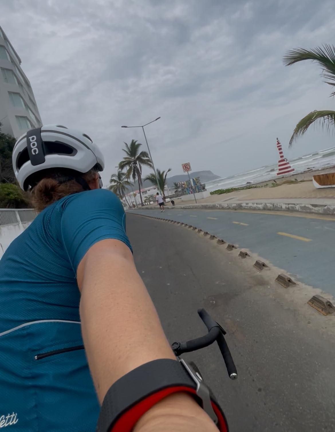 POC Omne Air MIPS Bicycle Helmet with MIPS Technology, Adjustable and Optimal Ventilation customer photo 1