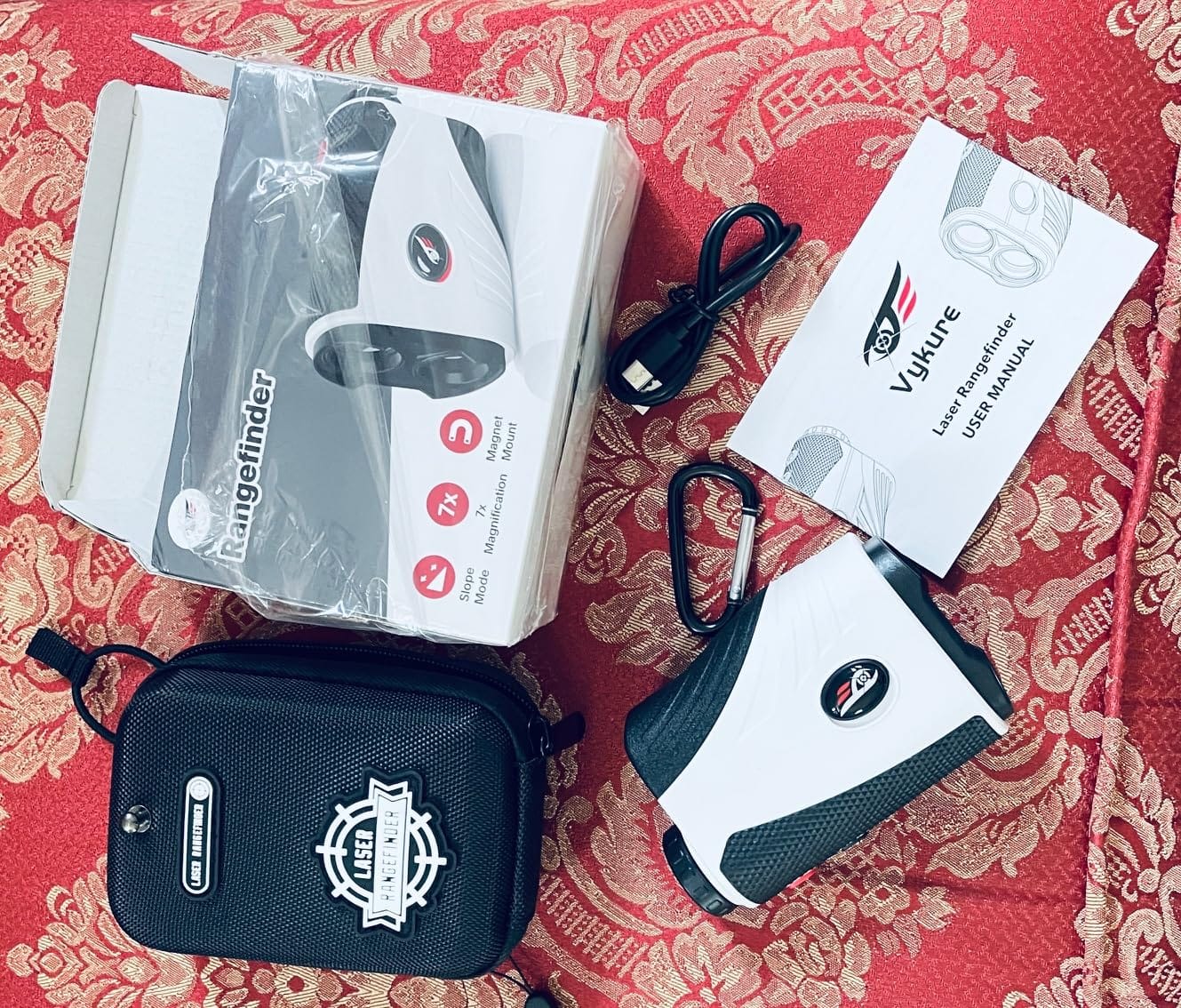 Golf Rangefinder with Slope - 1200 Yards Laser Range Finder with Flag Pole Locking Vibration, 7X Magnification rangefinder with Magnet Stripe customer photo 1