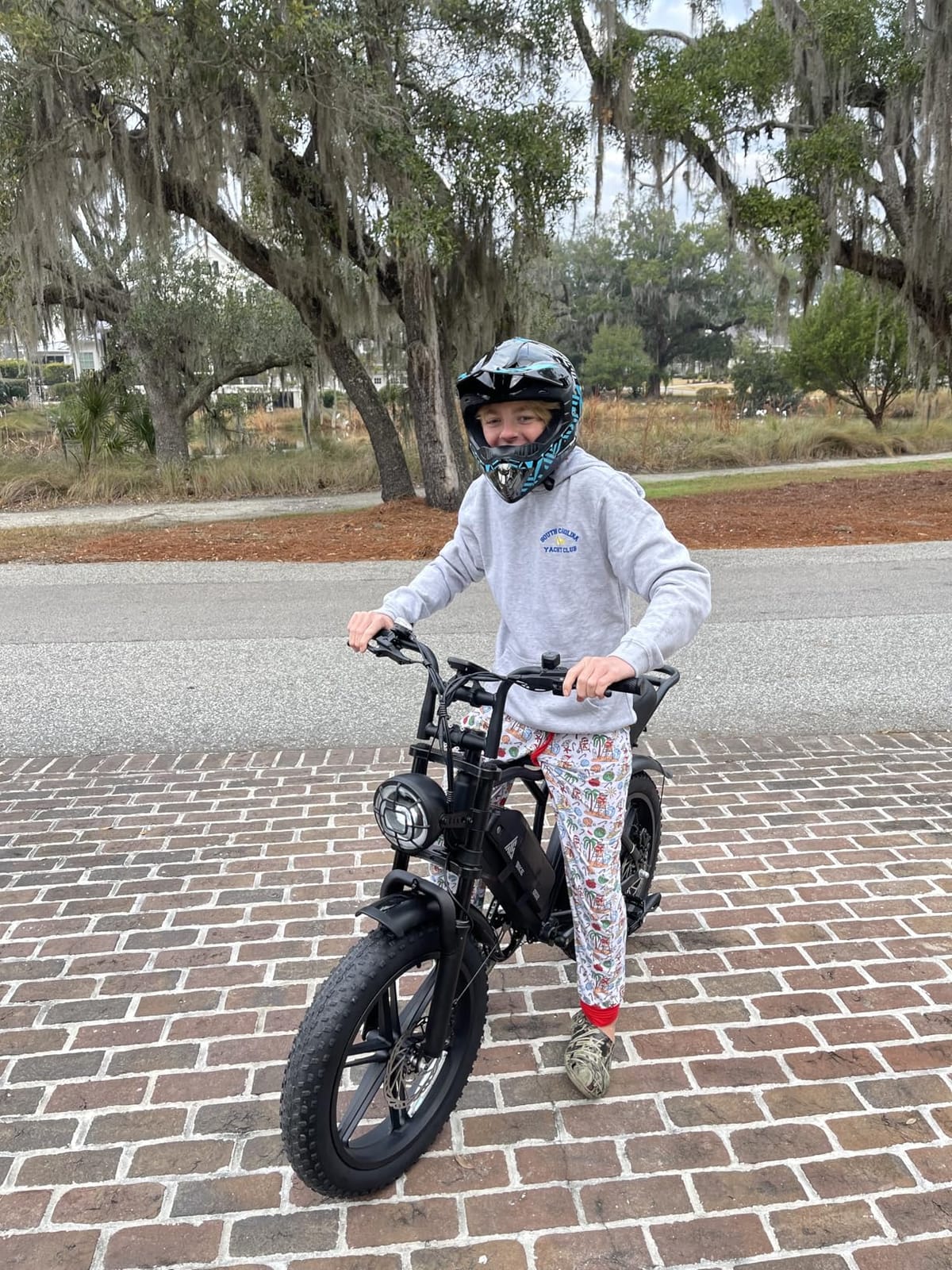 SPARK DOT Certified Youth Motocross Helmet Kids Dirt Bike Helmets - Full Face, Lightweight & Breathable for Off-Road E-Bike BMX MX ATV (with Gloves Goggles Mask) 4Pcs Set customer photo 2