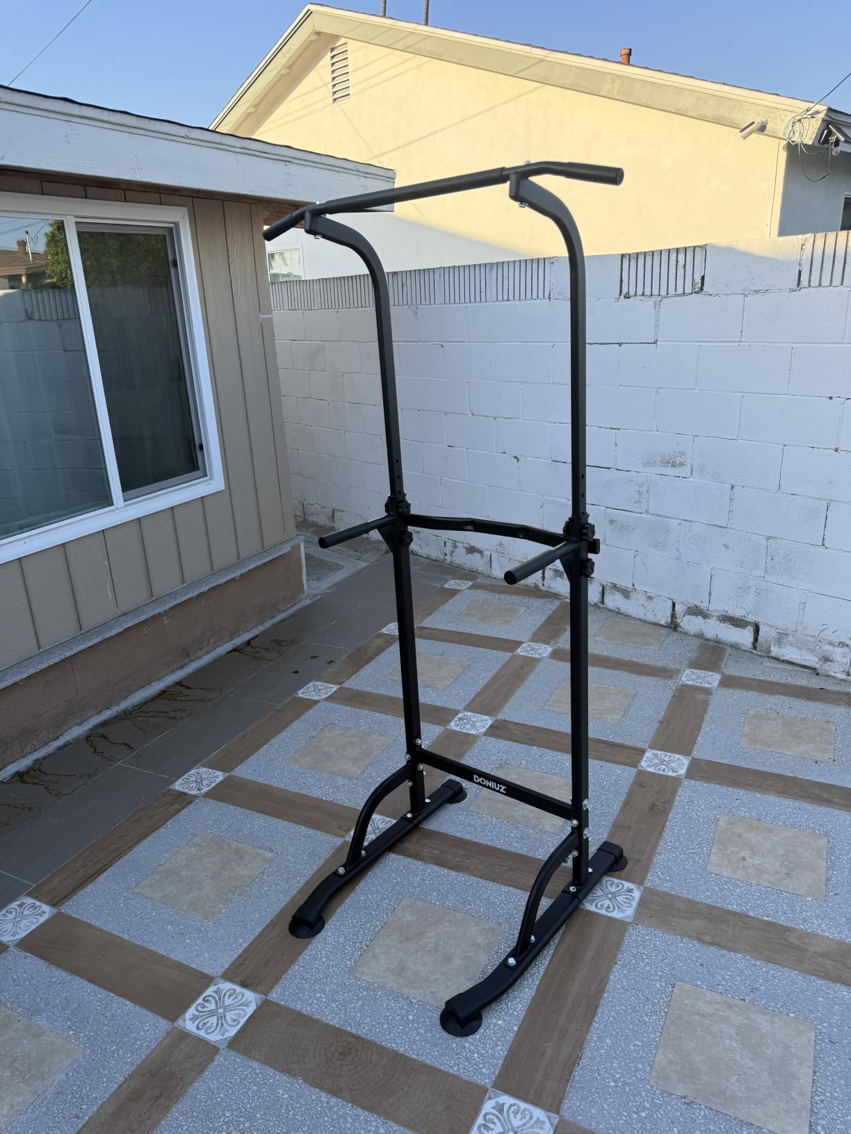 DONIUZ Power Tower Pull Up Bar and Dip Station, Multi-Function Home Gym, Strength Training Fitness Equipment, Height Adjustable customer photo 2