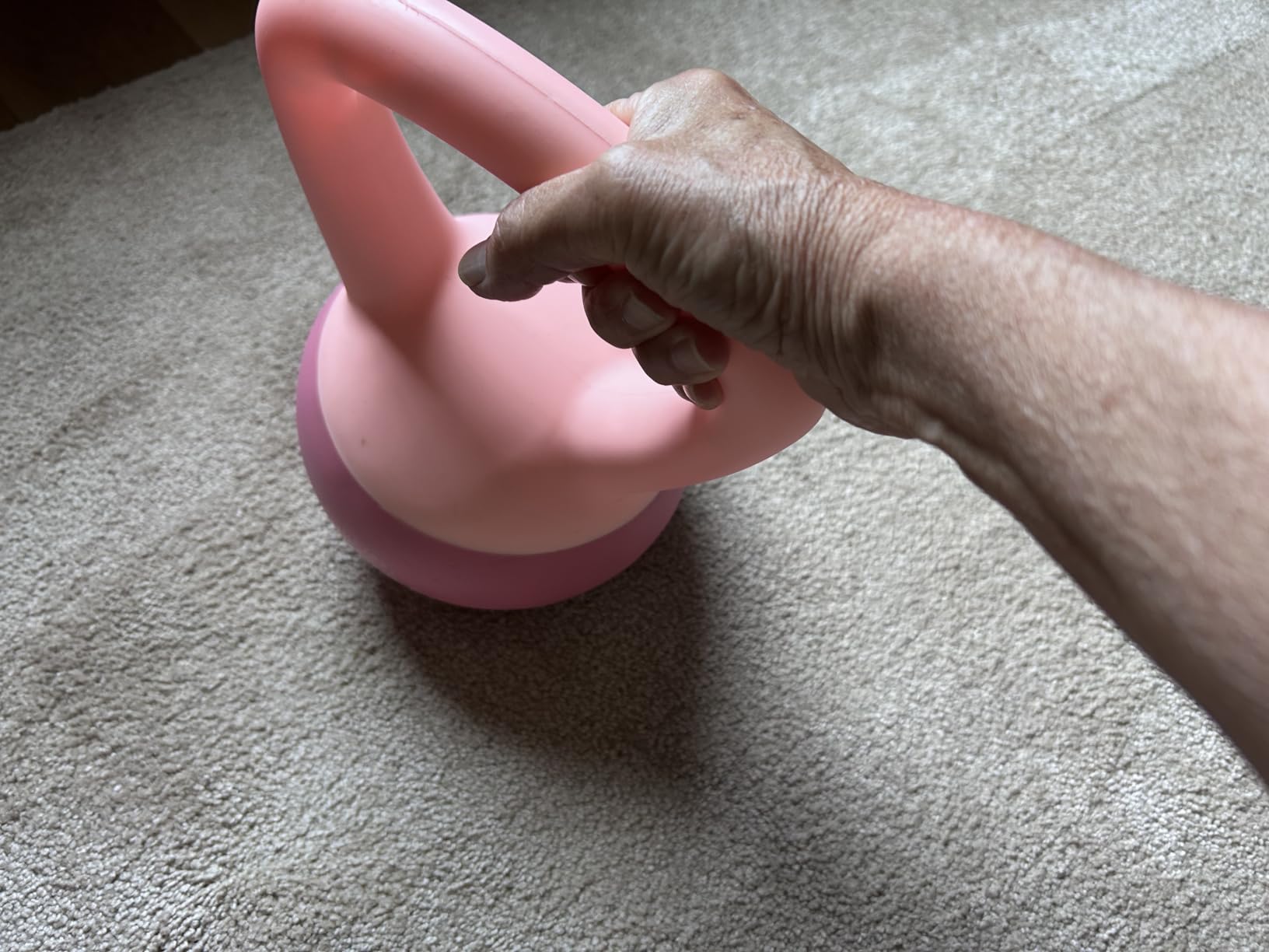 Soft Kettlebell - Cushioned Impact-Resistant Base and Anti-Slip customer photo 1