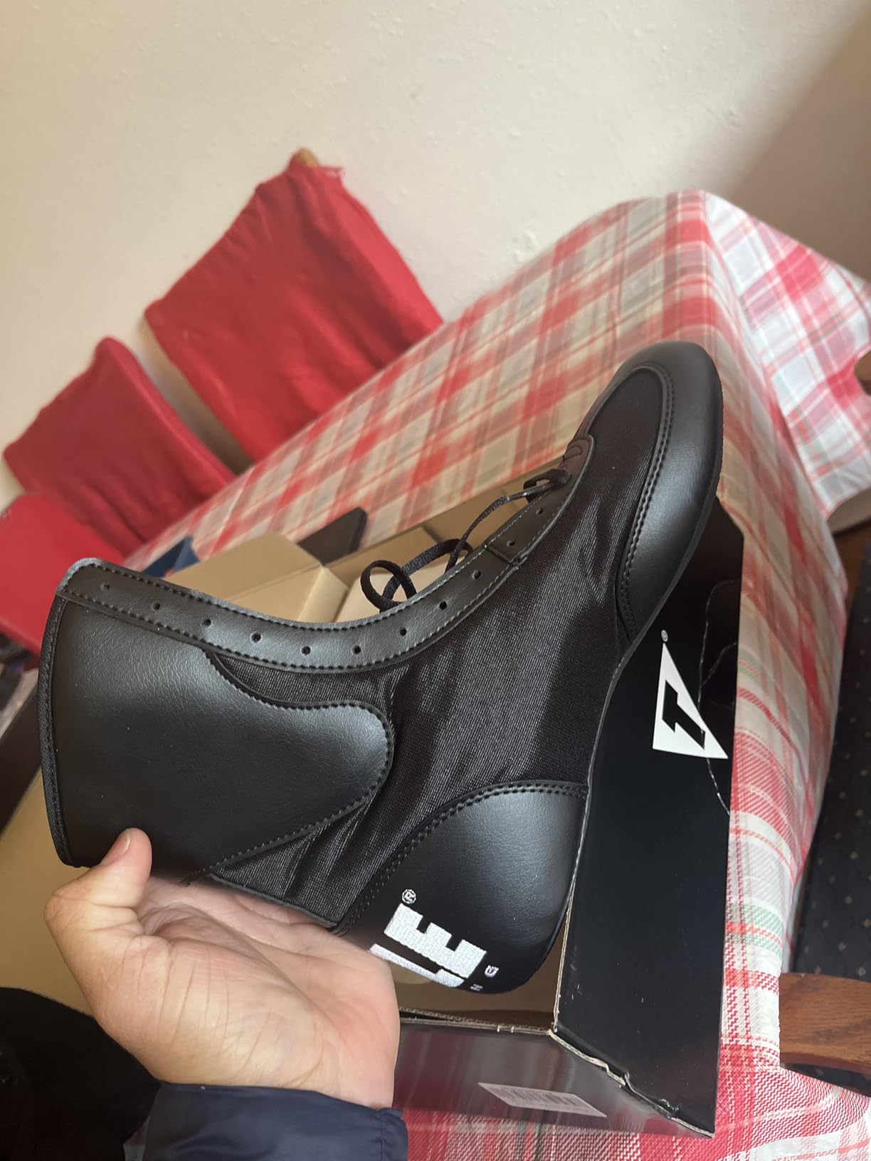 Speed-Flex Encore Mid-Top Shoes: Boxing Shoes, MMA Shoes, Boxing Boots, Kickboxing Shoes, Boxing Equipment, Footwear customer photo 1