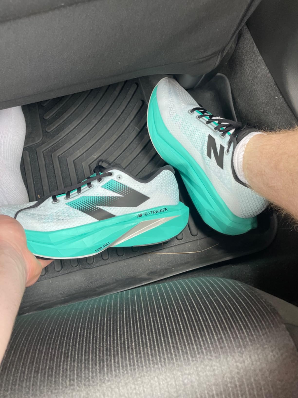 New Balance Men's FuelCell Supercomp Trainer V3 customer photo 1