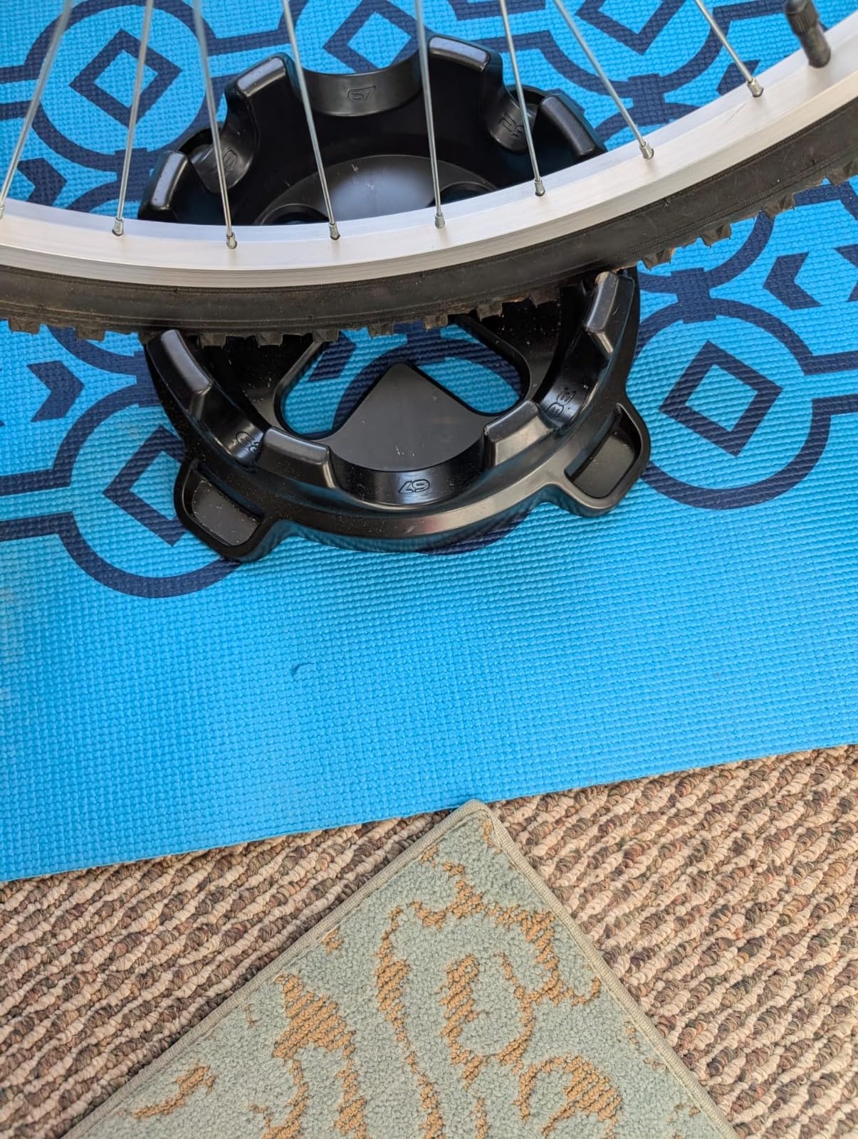 ThinkRider Cycling Indoor Trainer Front Wheel Riser Block - Suitable for 4 Types of Tires, for All Trainers customer photo 1