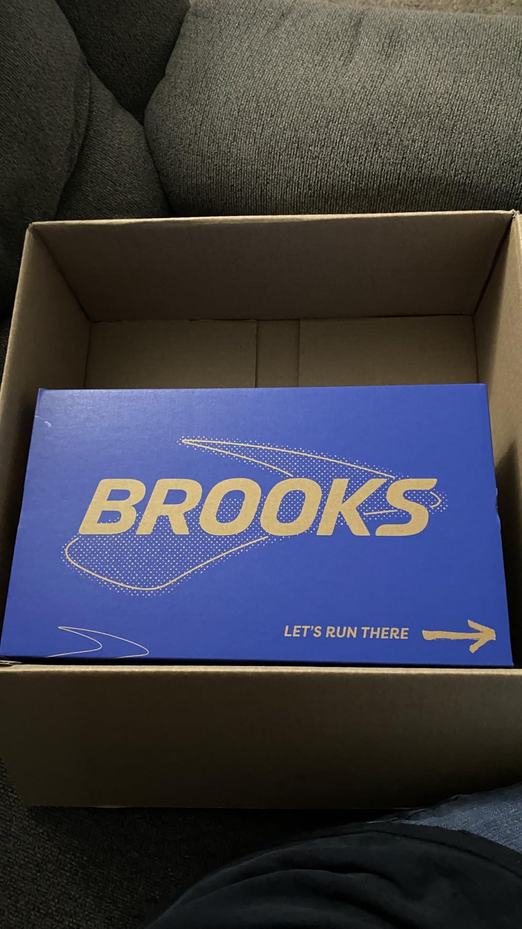 Brooks Men's Adrenaline GTS 25 Running Shoe customer photo 1