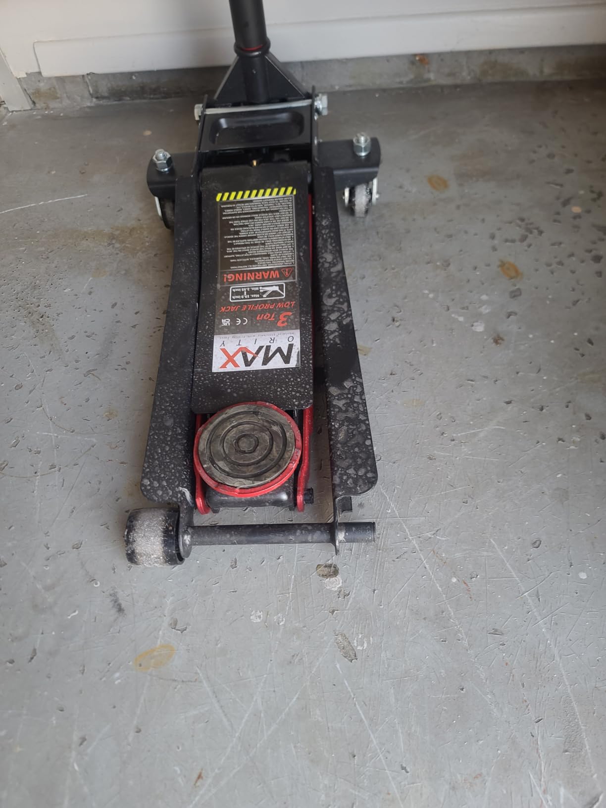 Maxority 3-Ton (6600lbs) Low Profile Hydraulic Heavy-Duty Steel Floor Jack with Dual Pistons Quick Lift Pump, Home and Workshop Car Maintenance for Various Vehicles (Random Color, 3 Ton Low Profile) customer photo 1