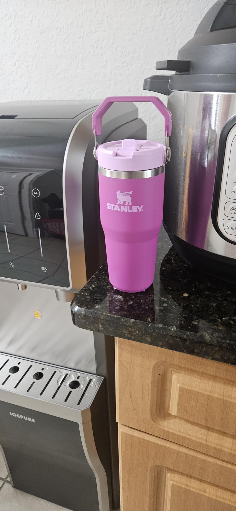 STANLEY IceFlow 2.0 Flip Straw Tumbler, 30 oz, Easy Carry Handle, Leak Resistant, Insulated Stainless Steel customer photo 1