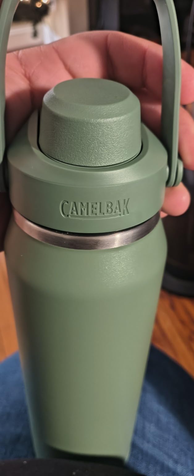 CamelBak Thrive Chug Stainless Steel Water Bottle 32oz, Moss | Secure Leak Resistant Lid, Long Lasting Temperature Control, Dry and Comfortable Carry, Durable and Easy to Transport customer photo 2