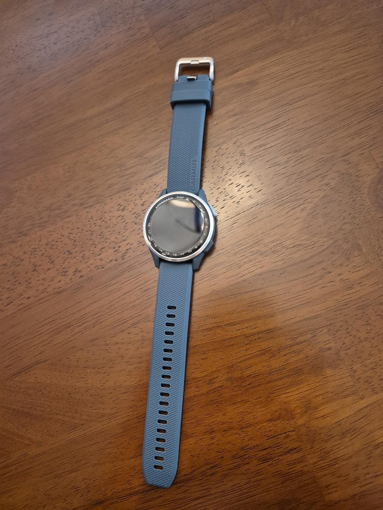 Garmin Approach S44, Golf GPS Smartwatch, 43mm, Black | Lightweight Design, Essential On-Course Features, Smart Notifications customer photo 1