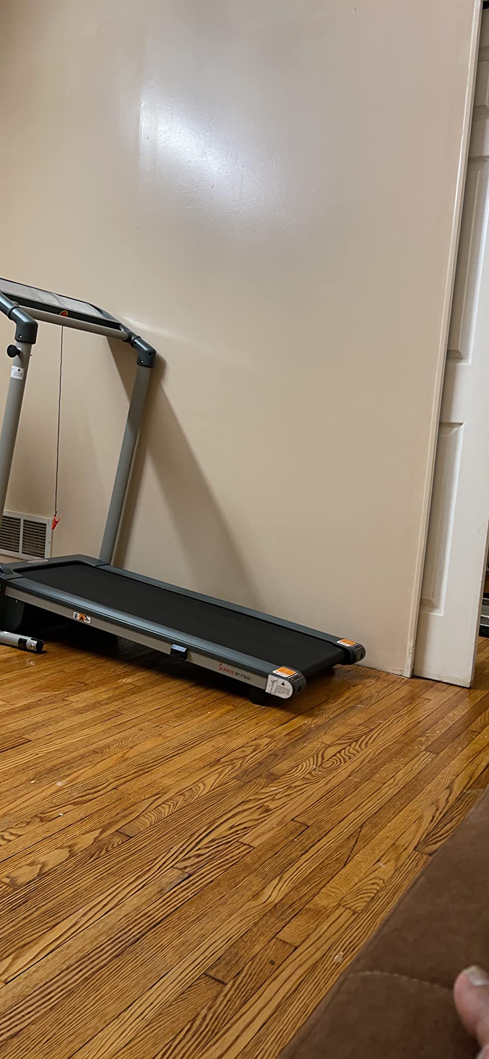 Sunny Health & Fitness Versatile Intensive Treadmill Auto Incline Decline customer photo 1