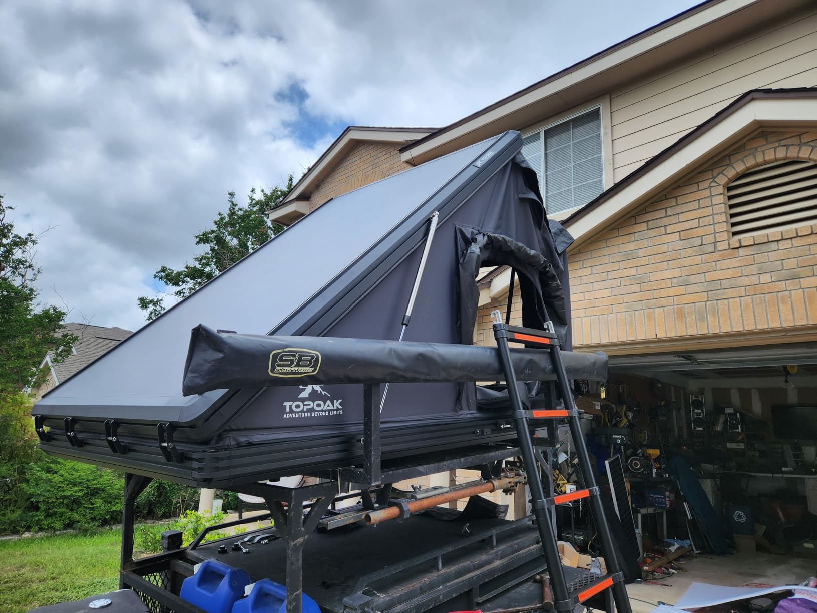 TOPOAK Galaxy Pro Pop-Up Hard Shell Rooftop Tent with Full-Cover Rainfly | for 2 adults and 1 child with 30-second setup and an adjustable full-cover rainfly for airflow and weather coverage customer photo 2