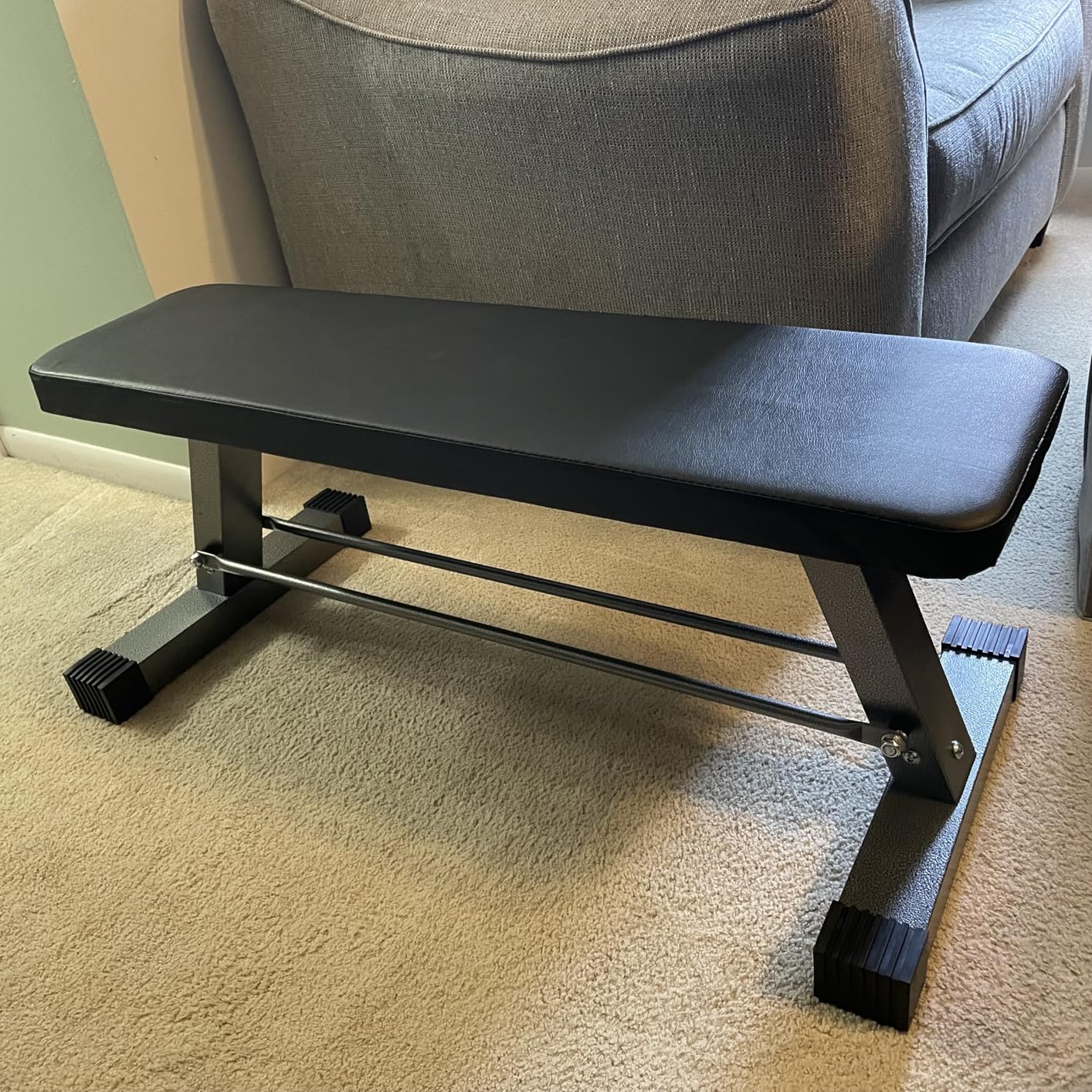 Finer Form Essential Flat Weight Bench for Home Gym, 1,000 lb Capacity | Heavy-Duty, For Bench Press, Hip Thrusts & Strength Training, Compact Home Gym Fitness Equipment, Free Workout Chart Included customer photo 1