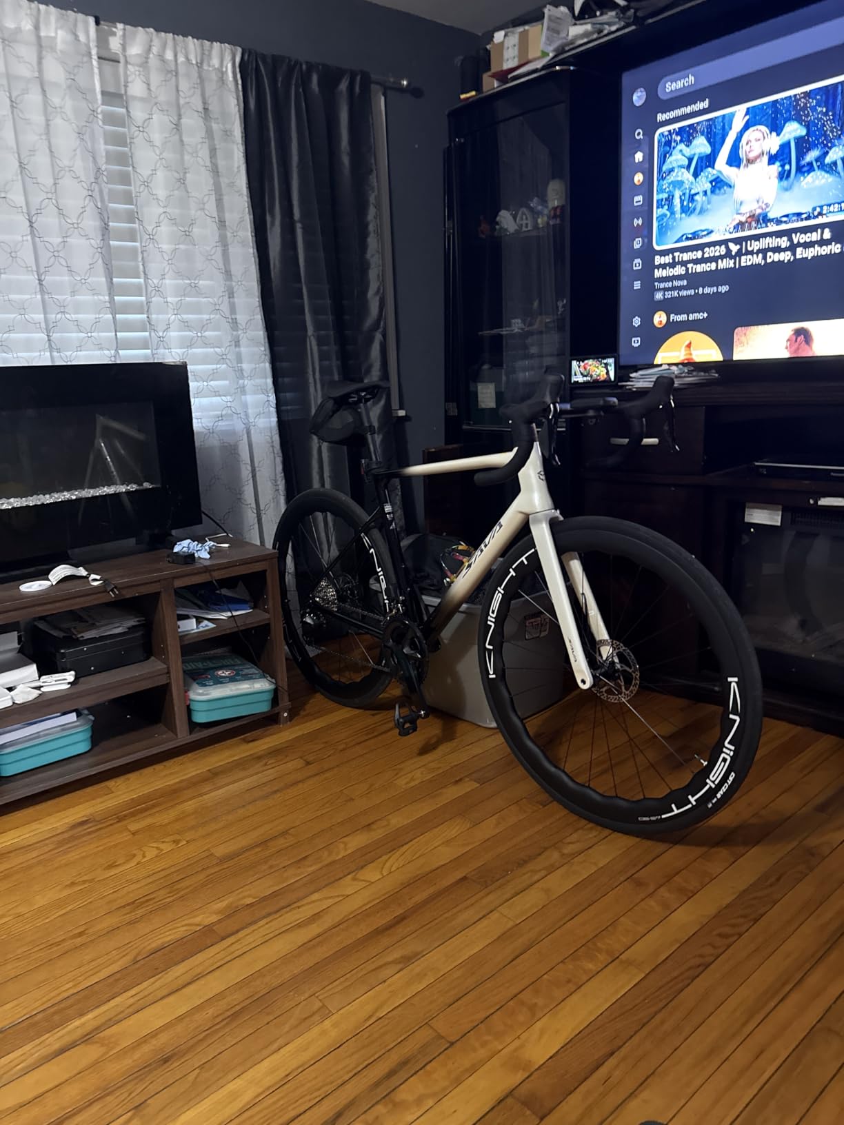 Falcon SLR7 Full Carbon Fiber Lightweight Road Bike with Shimano 105 R7170 24S Shift Set and Brake, Equiped with T1000 Carbon Frame, Front Fork, Wheels, Handlebar and Seatpost customer photo 1