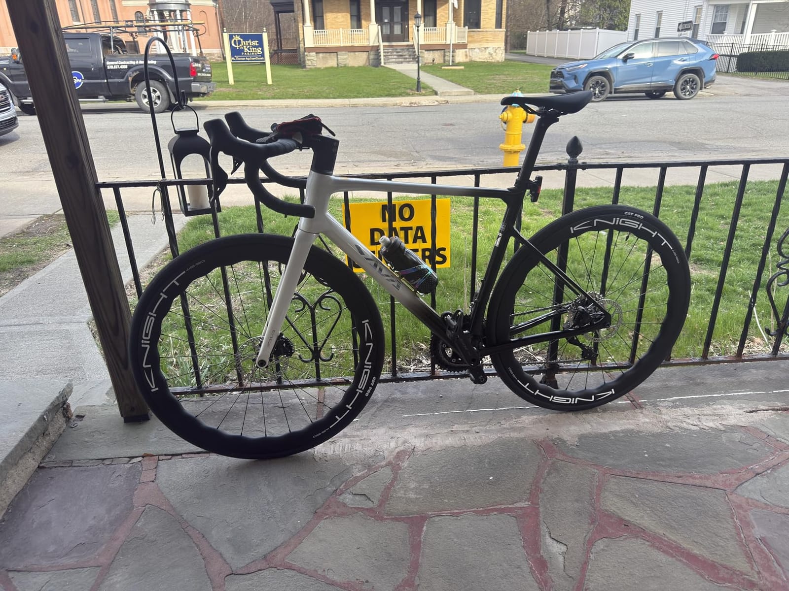 Falcon SLR7 Full Carbon Fiber Lightweight Road Bike with Shimano 105 R7170 24S Shift Set and Brake, Equiped with T1000 Carbon Frame, Front Fork, Wheels, Handlebar and Seatpost customer photo 2