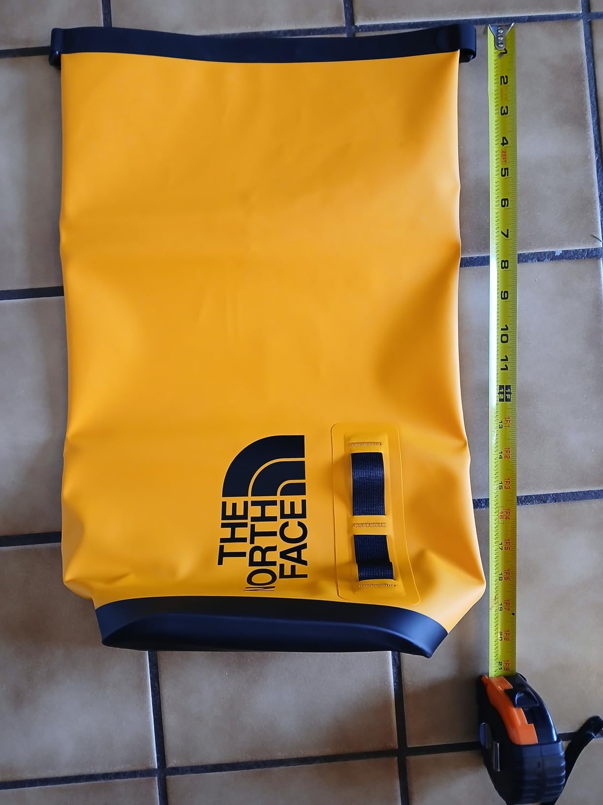 The North Face Base Camp Dry Bag 12L, Khaki Stone/TNF Black, One Size | Roll-Top Waterproof Stuff Sack, Ideal for Camping Gear & Kayak Accessories customer photo 1