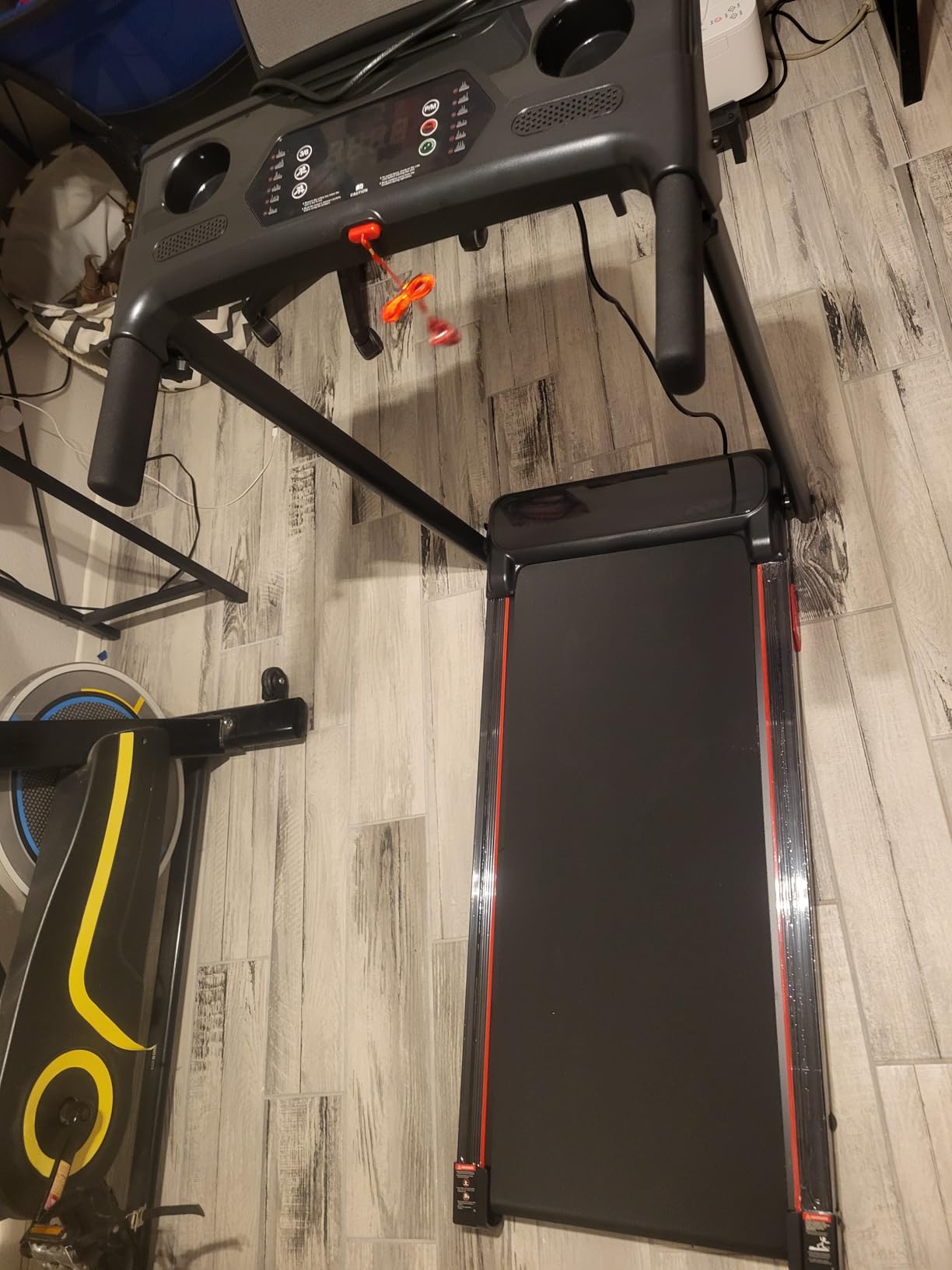 Treadmills for Home 3.0HP Foldable Treadmill with 12% Incline Small customer photo 1