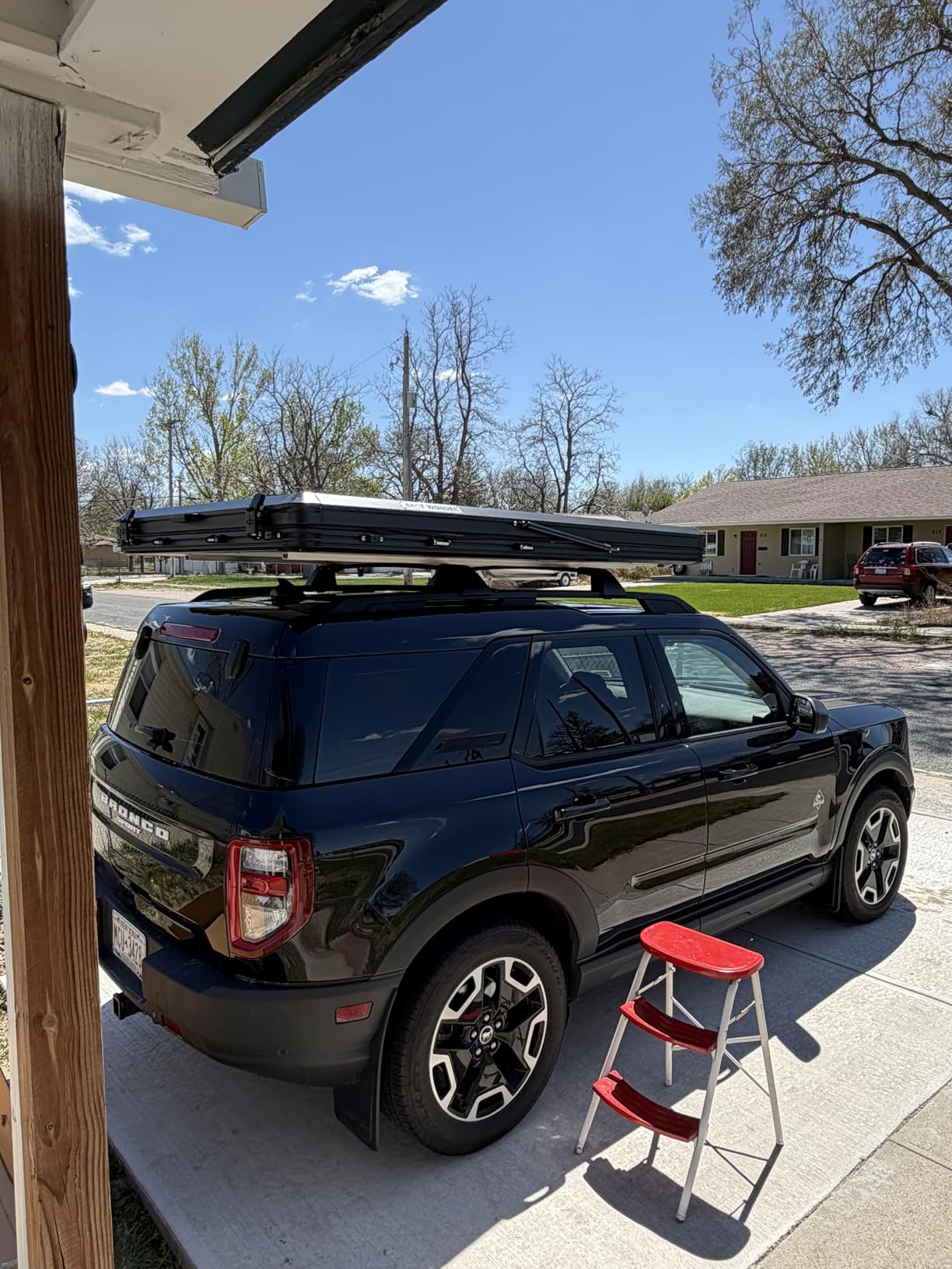 Solar Panel Rooftop Tent Hard Shell with Winter Thermal Layer | Aluminum Pop Up Roof Top Tent Hardshell with USB Outlet, Luggage Bar, Suitable for Jeep SUV Truck, 4 Season Camping customer photo 2