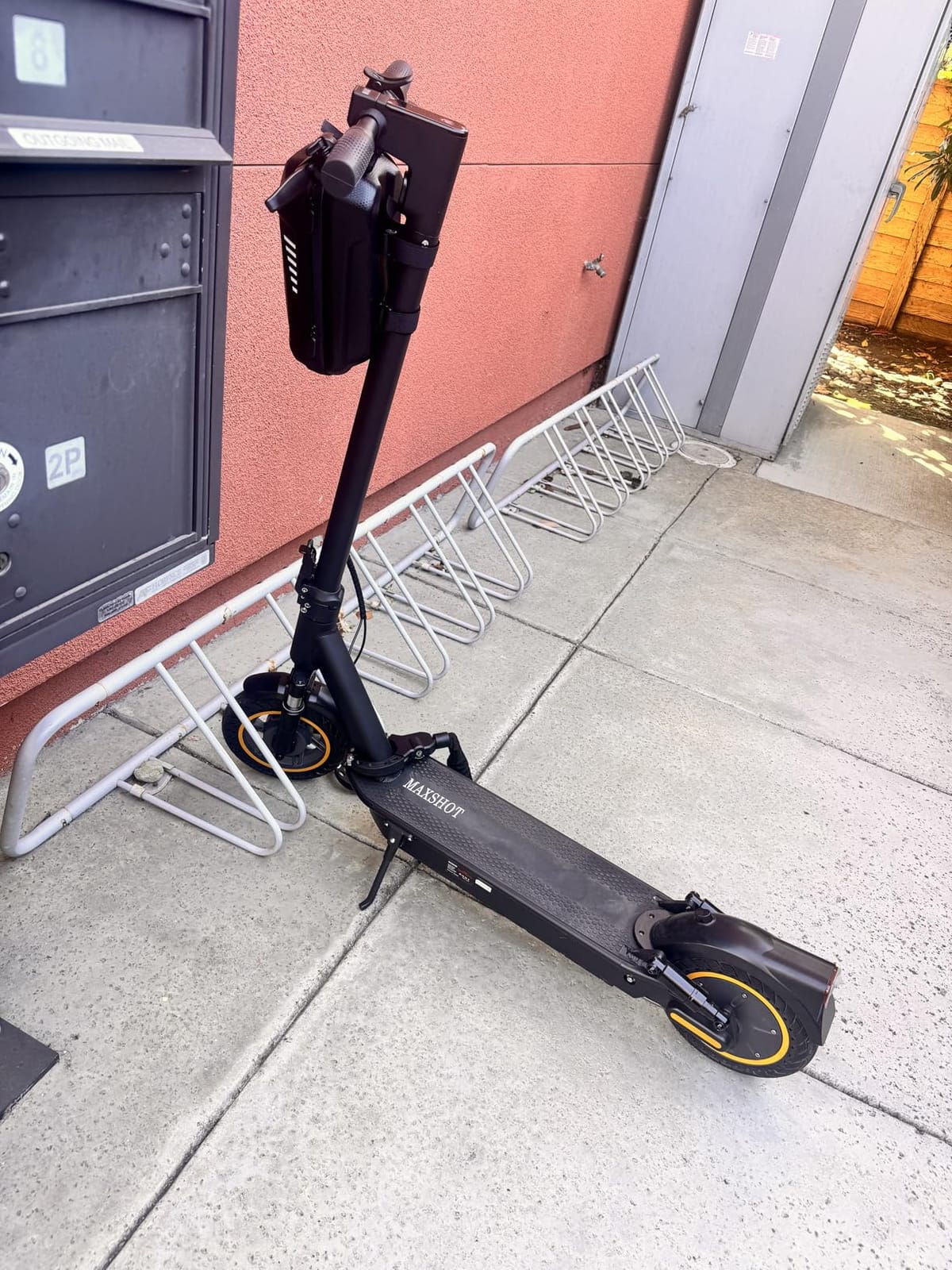 Electric Scooter Locks Anti Theft with Alarm, Waterproof Scooter Bag and Key, Heavy Duty Anti-Theft Bike Chain Lock Security for E-Scooters, Bicycle, Motorcycle Accessories, 37 in customer photo 2