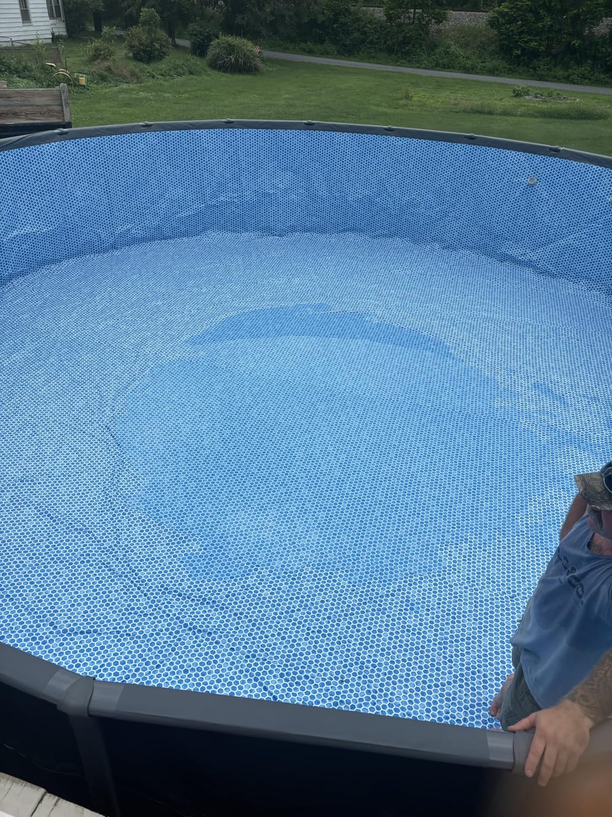 INTEX Ultra XTR 18ft x 52in Round Above Ground Swimming Pool Set with 2100 GPH Sand Filter Pump customer photo 1