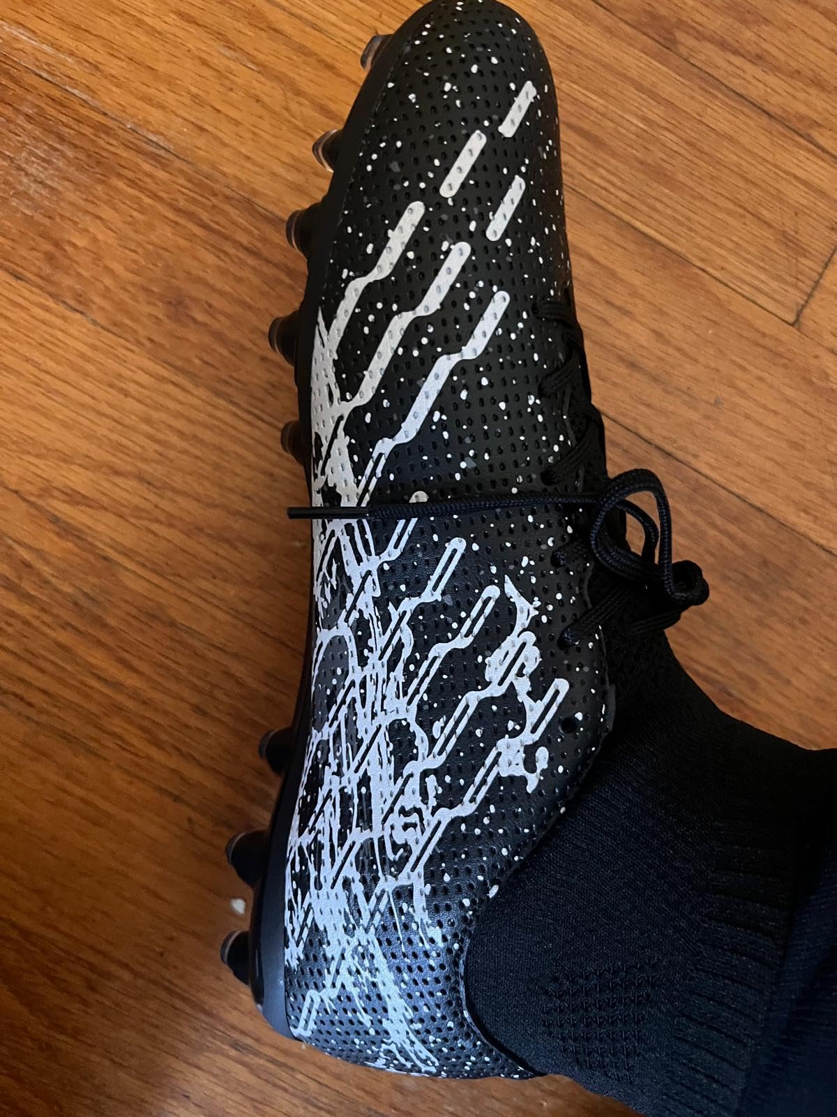 Unisex Soccer Cleats Lightweight No-Tie Lacing System Multi-Surface Football Shoes with Ankle Support for Beginners to Advanced Players customer photo 1