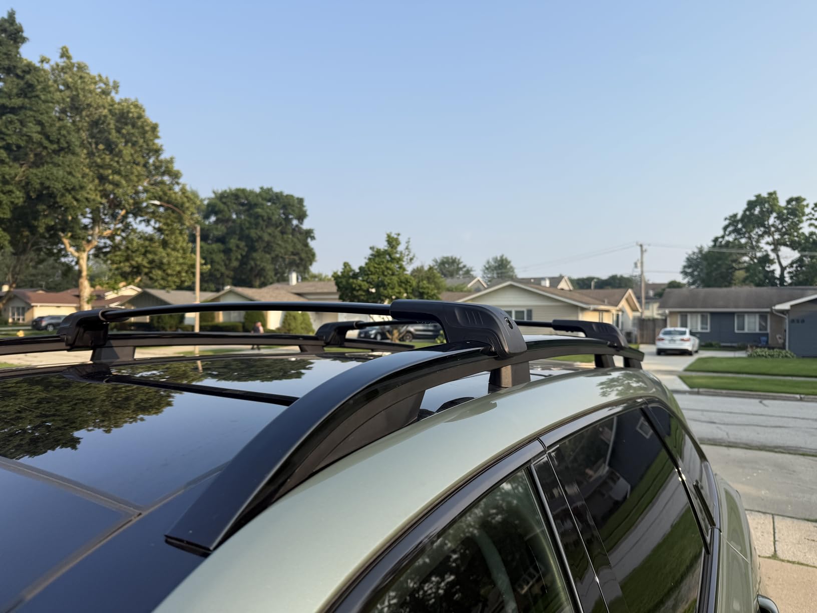 KINGGERI 300lbs Roof Rack Cross Bars for Toyota Highlander 2008-2013 | with Raised Side Rails, Lockable Heavy Duty Aluminum Roof Rails Crossbars Luggage Skiboard Car SUV Accessories customer photo 1