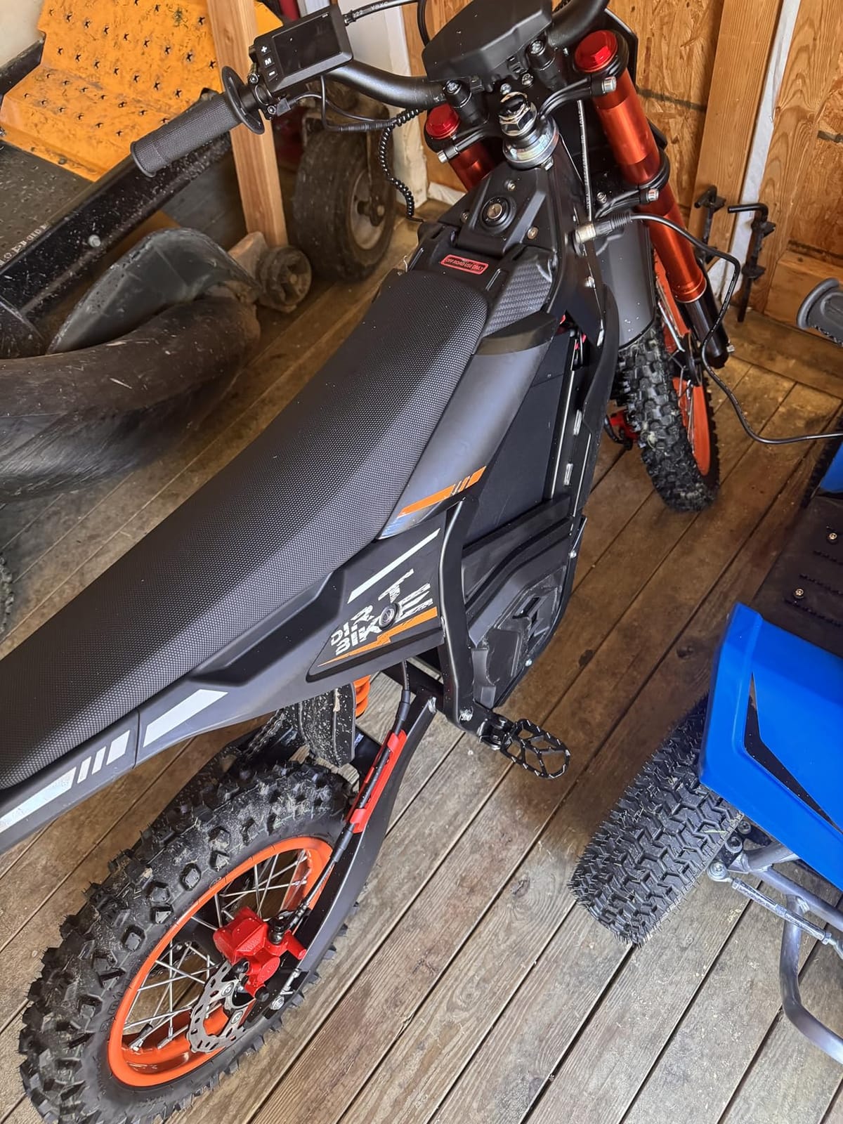 QuietEase Electric Dirt Bike for Adults Teens, 3000W Brushless 220Nm Motor - 45° slope, 38 MPH, 48V/23.4Ah Removable Battery, Dual Hydraulic Brakes & Full Suspension Electric Motorcycle For Age 13+ customer photo 1
