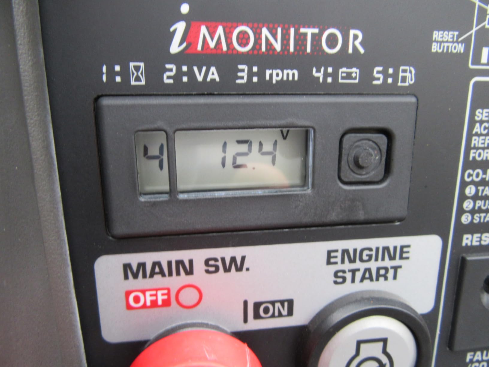 Honda EU7000iS 7000 Watt 120/240V Inverter Generator (EU7000ISNAC1) | Super Quiet Gas Powered Portable Generator for Camping, RV, Tailgating, or Home Backup Power Supply, Up to 16 Hour Run Time customer photo 2