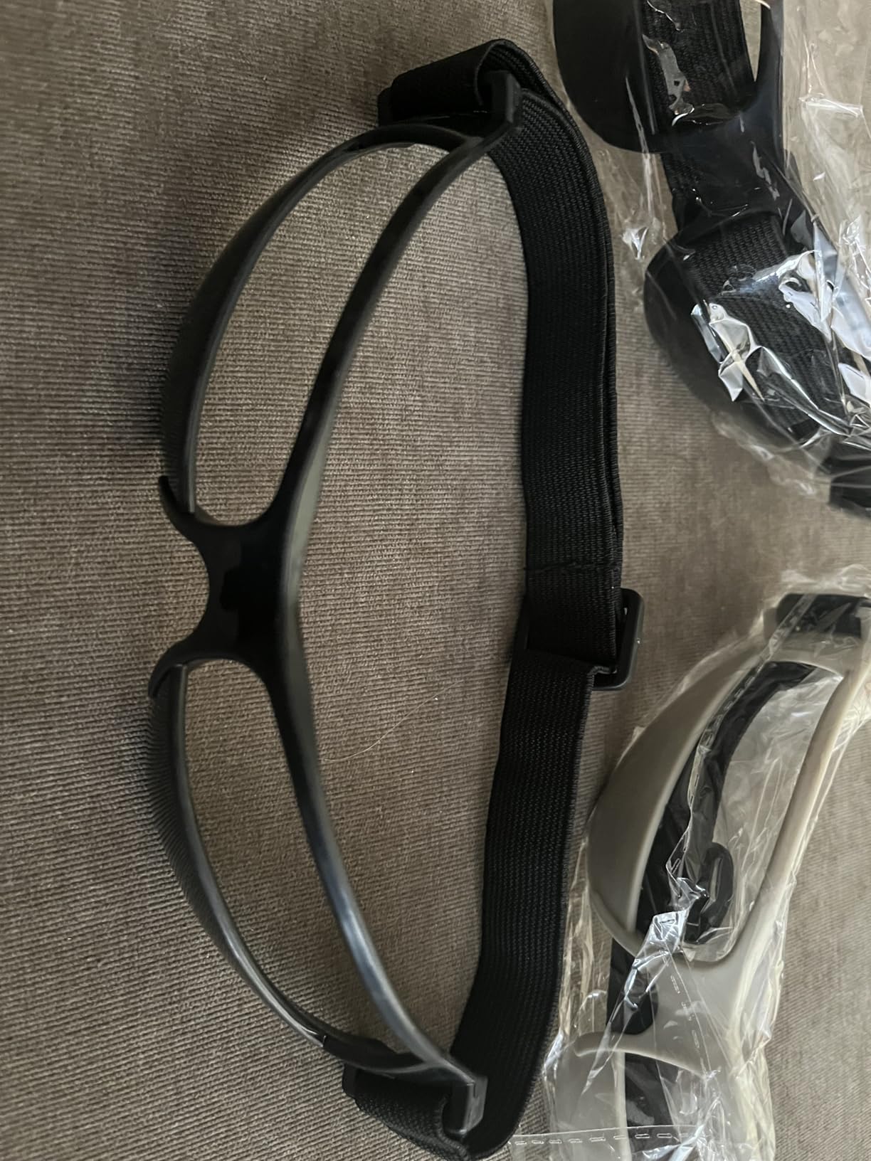 Dribbling Goggles, Adjustable Sports Dribble Specs, Basketball Dribbling Glasses, Goggles for Basketball Training customer photo 1