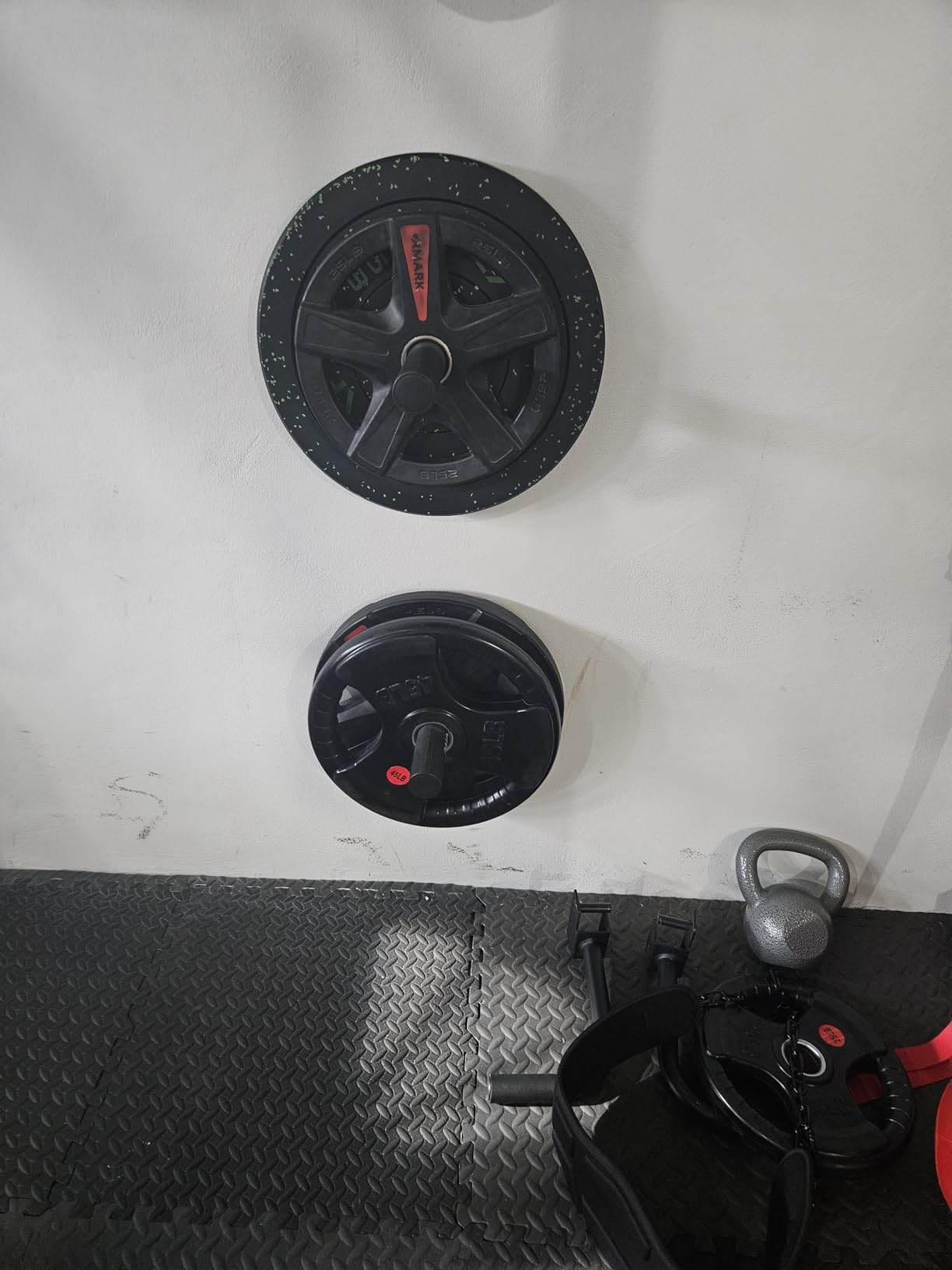 XDDIAS 2-Inch Three-Grip Rubber Olympic Plates, Cast Iron Barbell Weights | 2.5-260lb customer photo 1