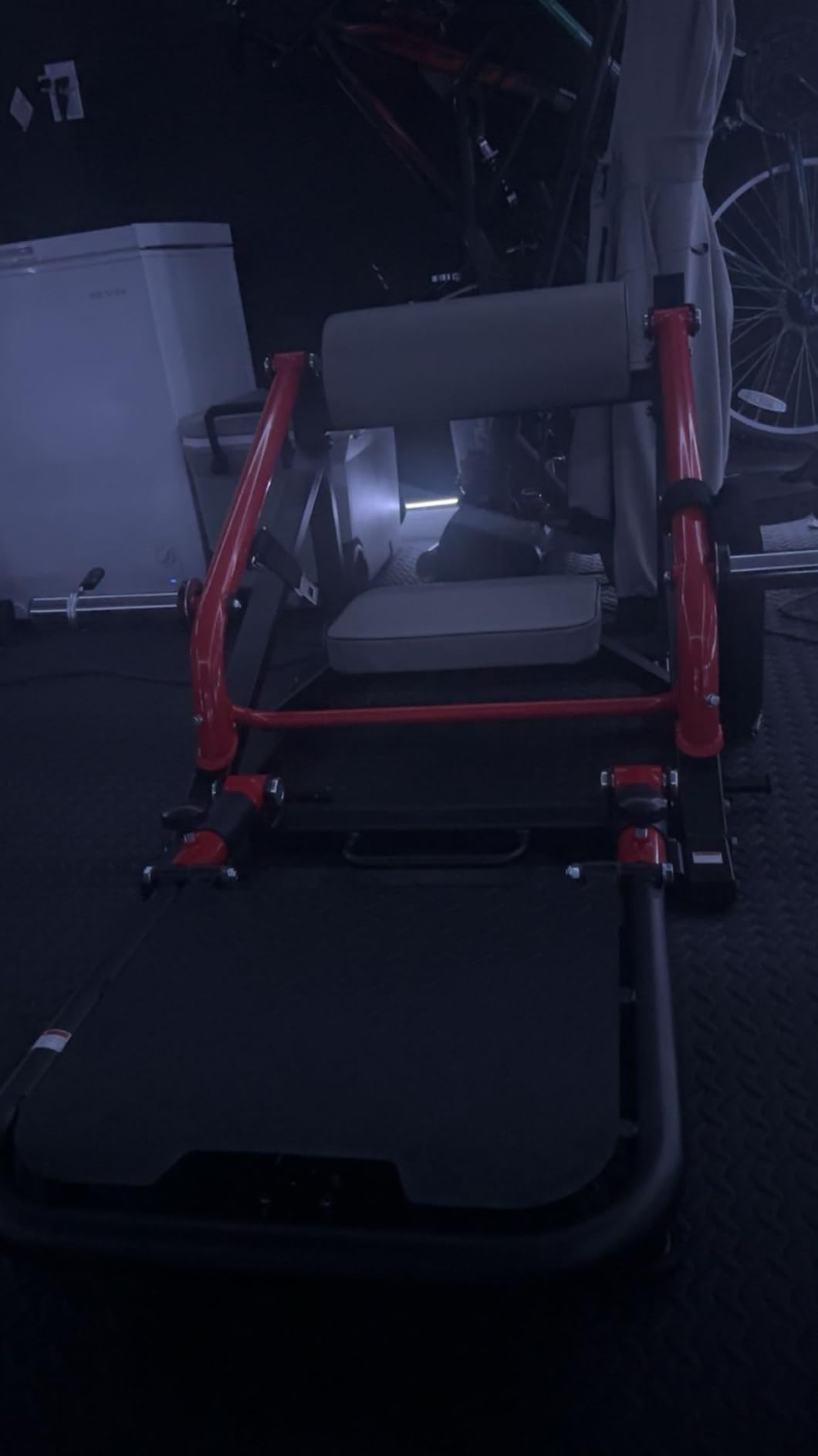 Foldable Hip Thrust Machine, 800LBS Plate-Loaded Glute Bridge Machine | Adjustable Footboard, Easy Mobility Wheels, Fits 1