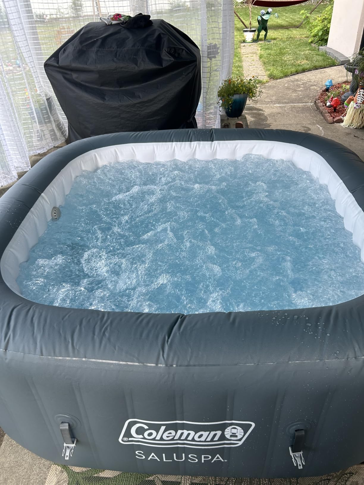 Coleman SaluSpa Hawaii Energy-Efficient 4-6 Person Inflatable Hot Tub customer photo 1