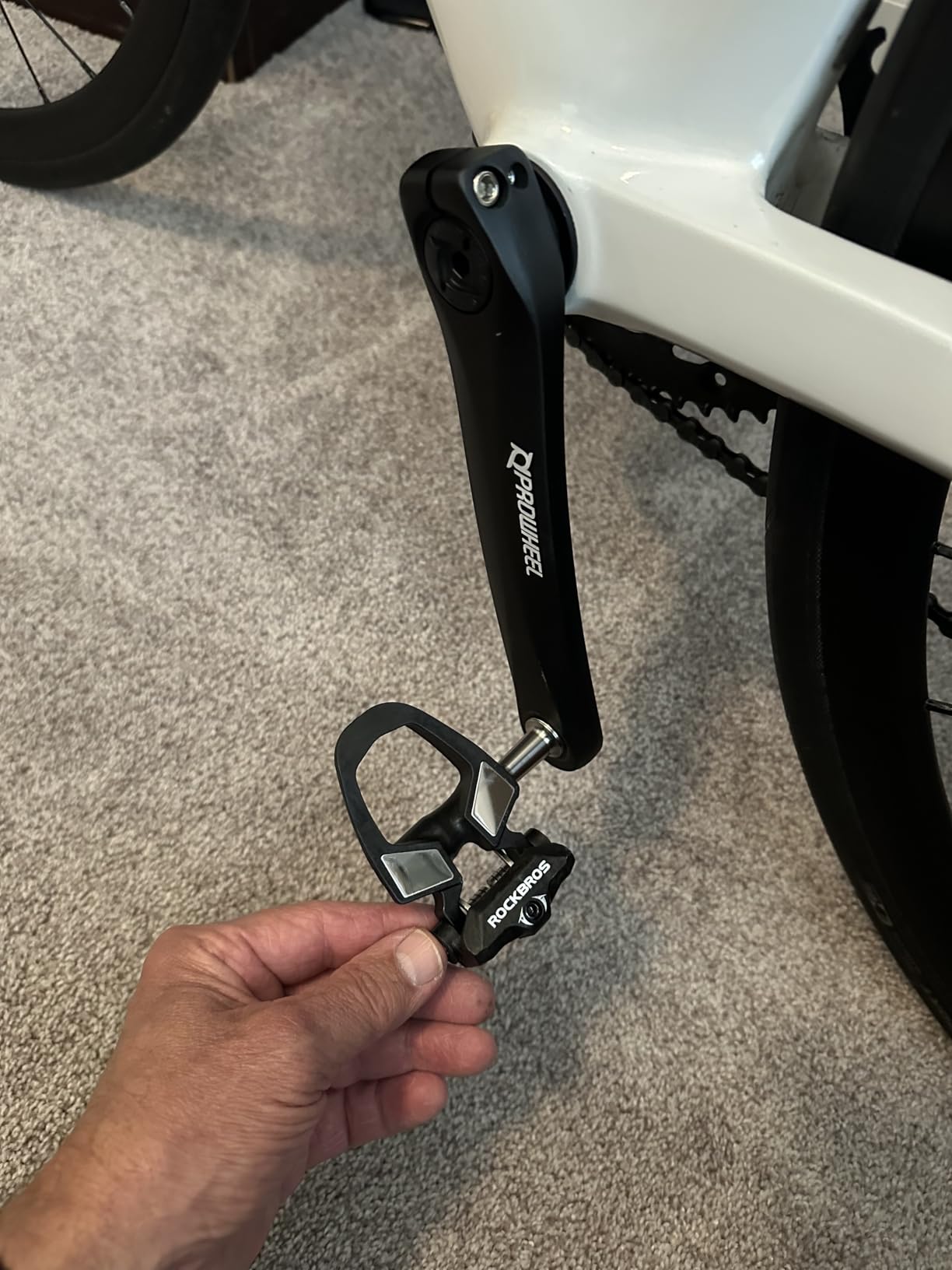 ROCKBROS Road Bike Pedals Compatible with SPD-SL Clipless Pedals | Lightweight Carbon Fiber Body, Wide Platform & 9/16