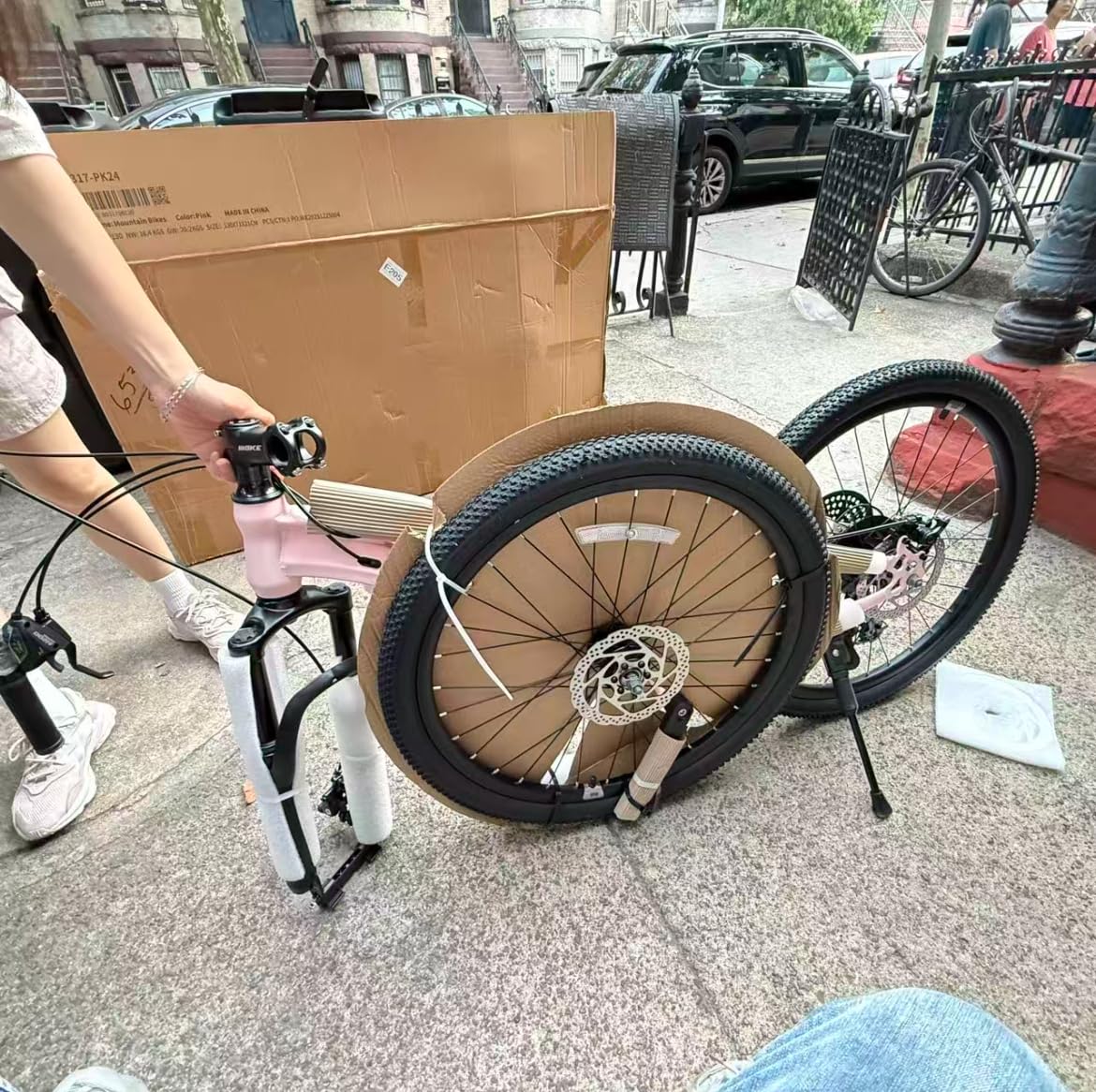 24 26 inch Mountain Bike for Boys and Girls, 21-Speed Drivetrain, Kids Mountain Bike with Rear Rack, Suspension Fork, Dual Disc Brakes, Internal Cable, Kids' Bicycles with Multiple Colors customer photo 2