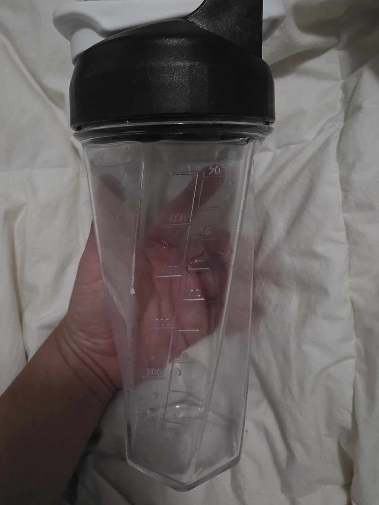 YETI Yonder Helimix Vortex Blender Shaker Bottle Holds up to 27oz customer photo 1