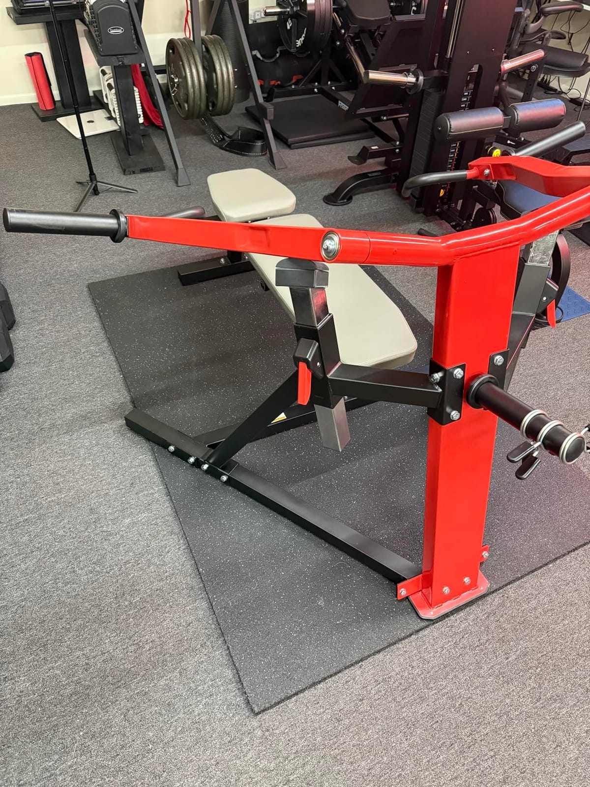 3-in-1 Chest Press Machine, Incline Decline Flat Weight Bench Press | Independent Converging Arms, Two Grip Handle Options, 1300LBS Weight Bench Machine, Upper Body Equipment for Home Gym customer photo 1
