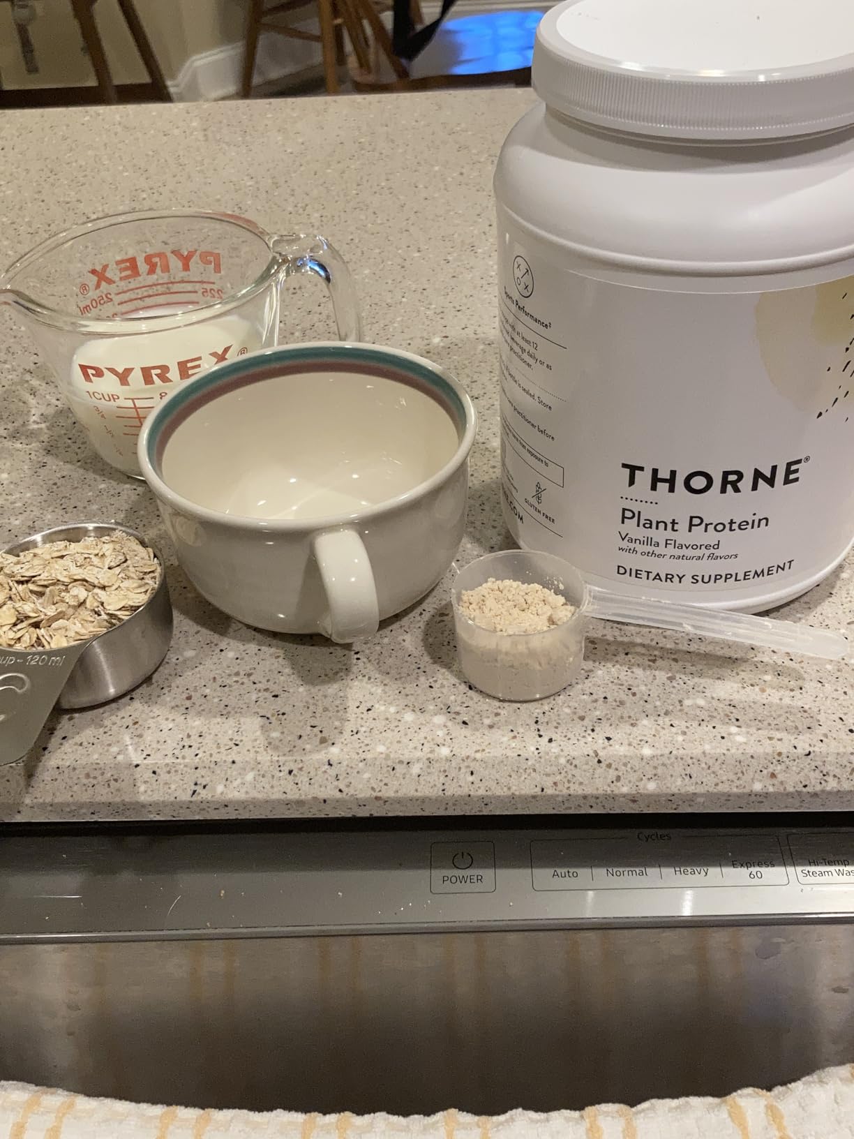THORNE Plant Protein, 22 g Pea, Rice & Chia Protein Powder, 20 Servings | All 9 Essential Amino Acids, Supports Lean Muscle Mass & Exercise Recovery, Vegan, Vanilla, NSF Certified for Sport customer photo 2