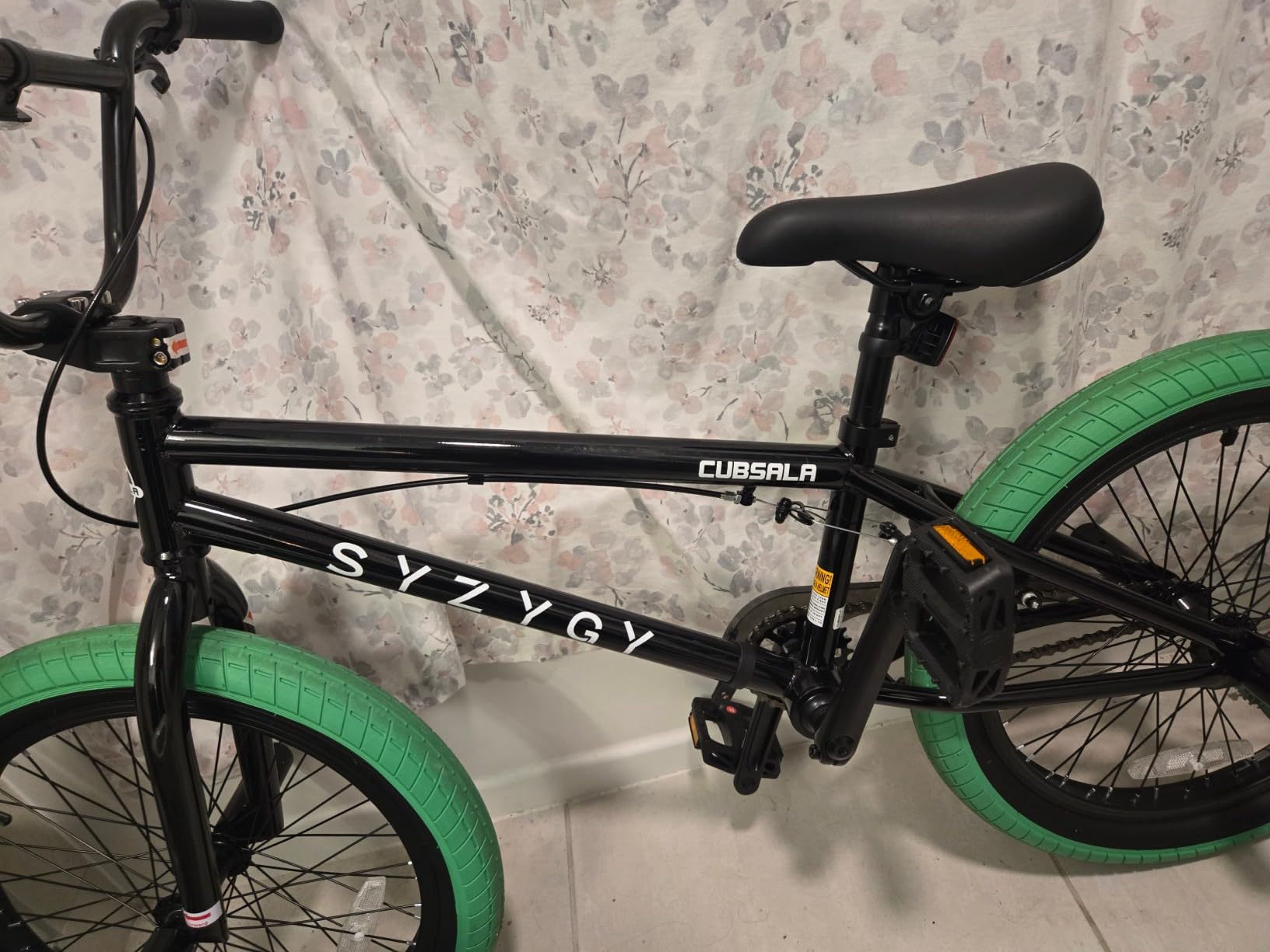 cubsala Echo 20 24 Inch Beginner Kids BMX Bike for Boys Girls | High Tensile Steel Frame, Rear U-Brake, 4 Pegs, 85% Pre-Assembled, Unisex BMX Bicycle for Outdoor Riding customer photo 2