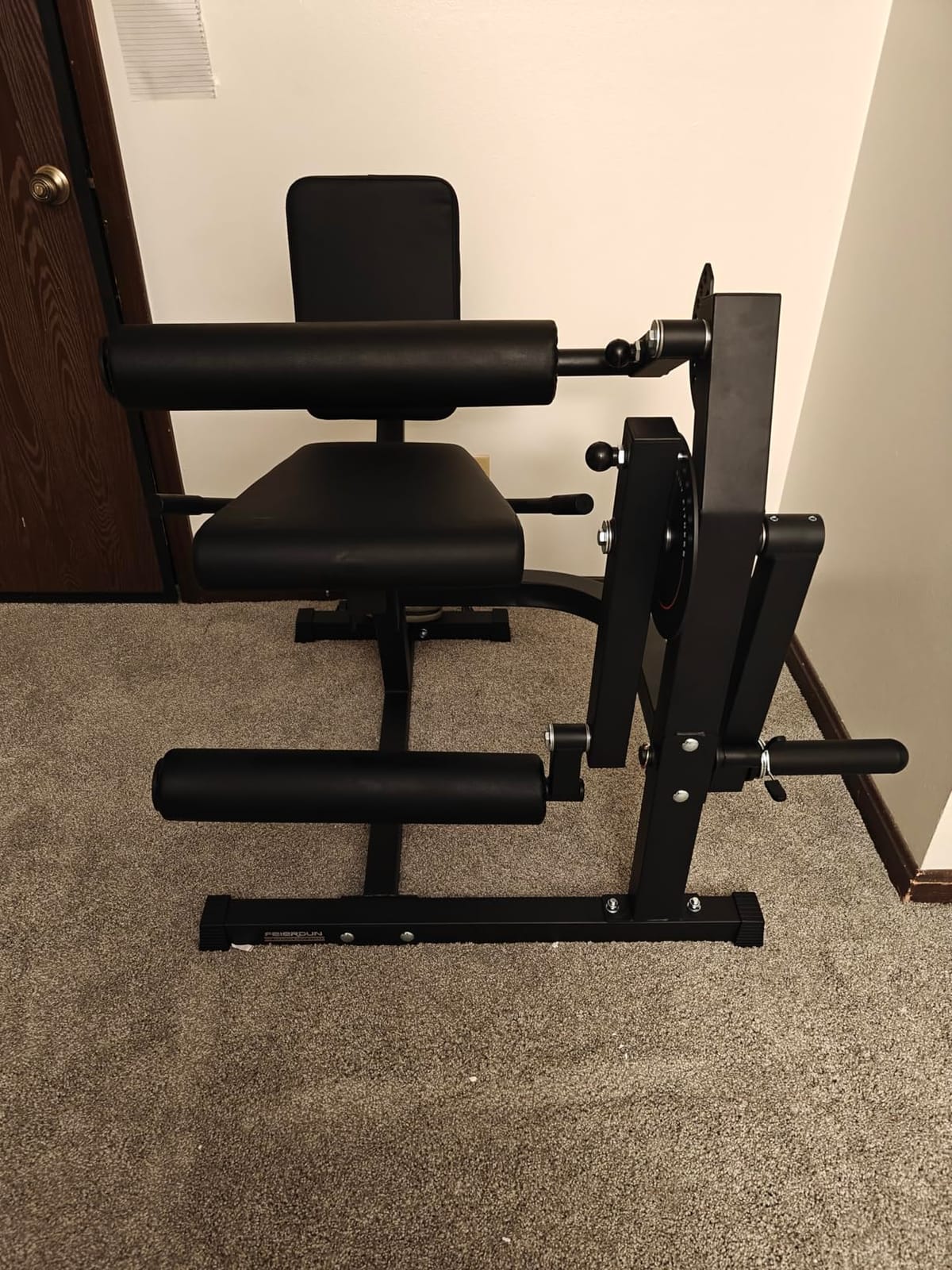 FEIERDUN 4-in-1 Adjustable Leg Extension Curl Machine - 700lbs Capacity Leg Extension Machine for Lower Body Workouts customer photo 1