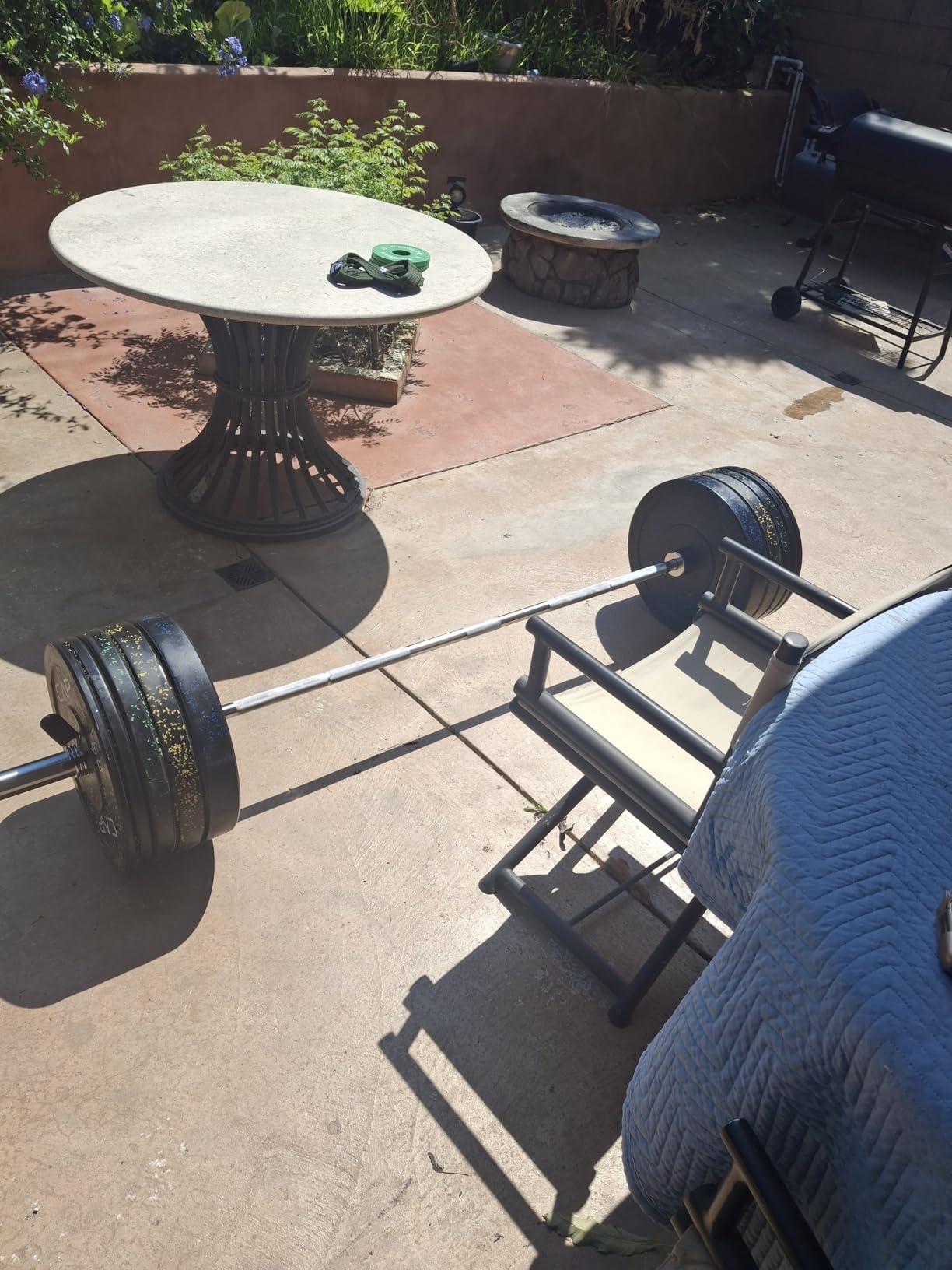 CAP Barbell 260 lb Economy - Speckled Olympic Weight Set with 7ft Chrome Barbell & Black Bumper Plates with Color Logo customer photo 2