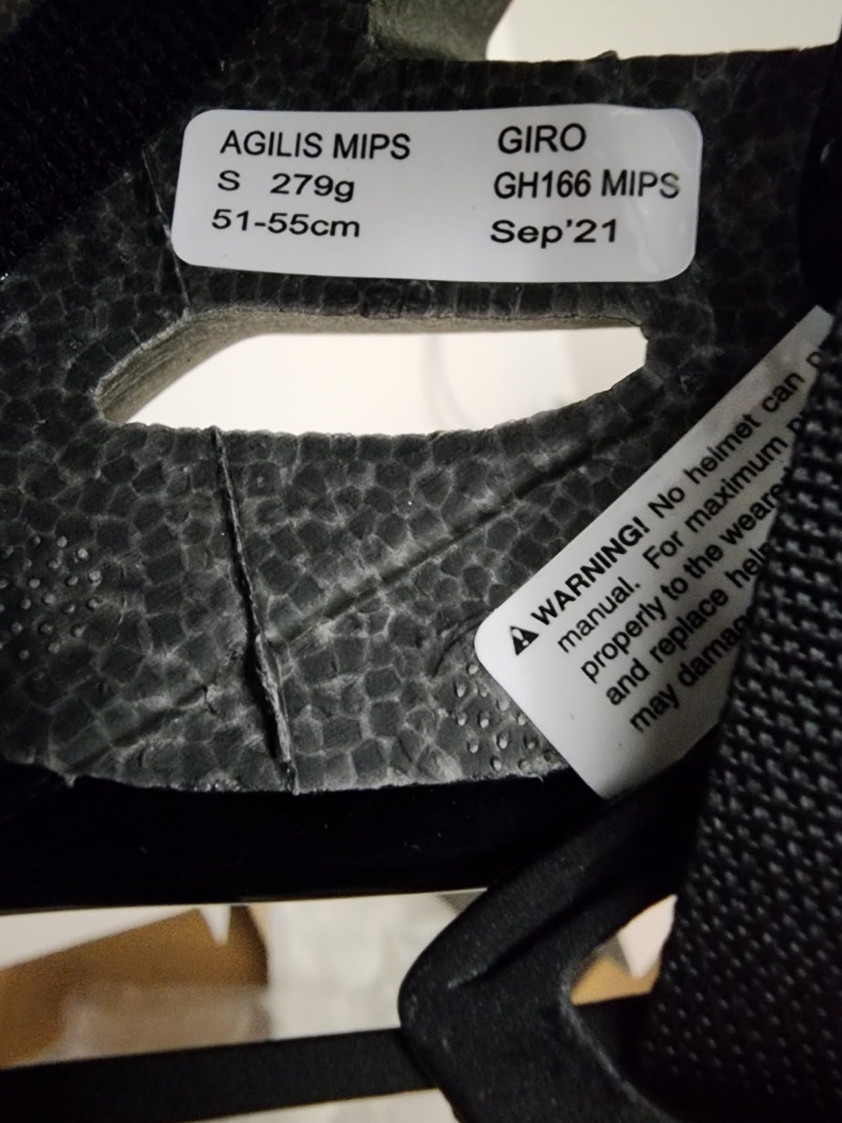 Giro Agilis MIPS Adult Cycling Helmet customer photo 1
