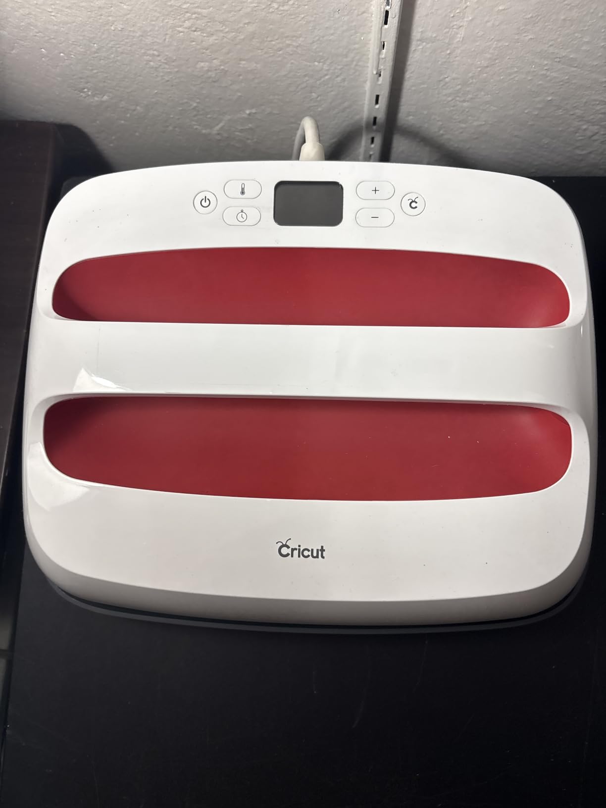 Cricut EasyPress SE - 12 in x 10 in Heat Press - Blue | 12 in x 10 in Heat Transfer Machine for T-Shirts, Sweatshirts, Blankets, Pillows, & More - Easy to Use customer photo 2