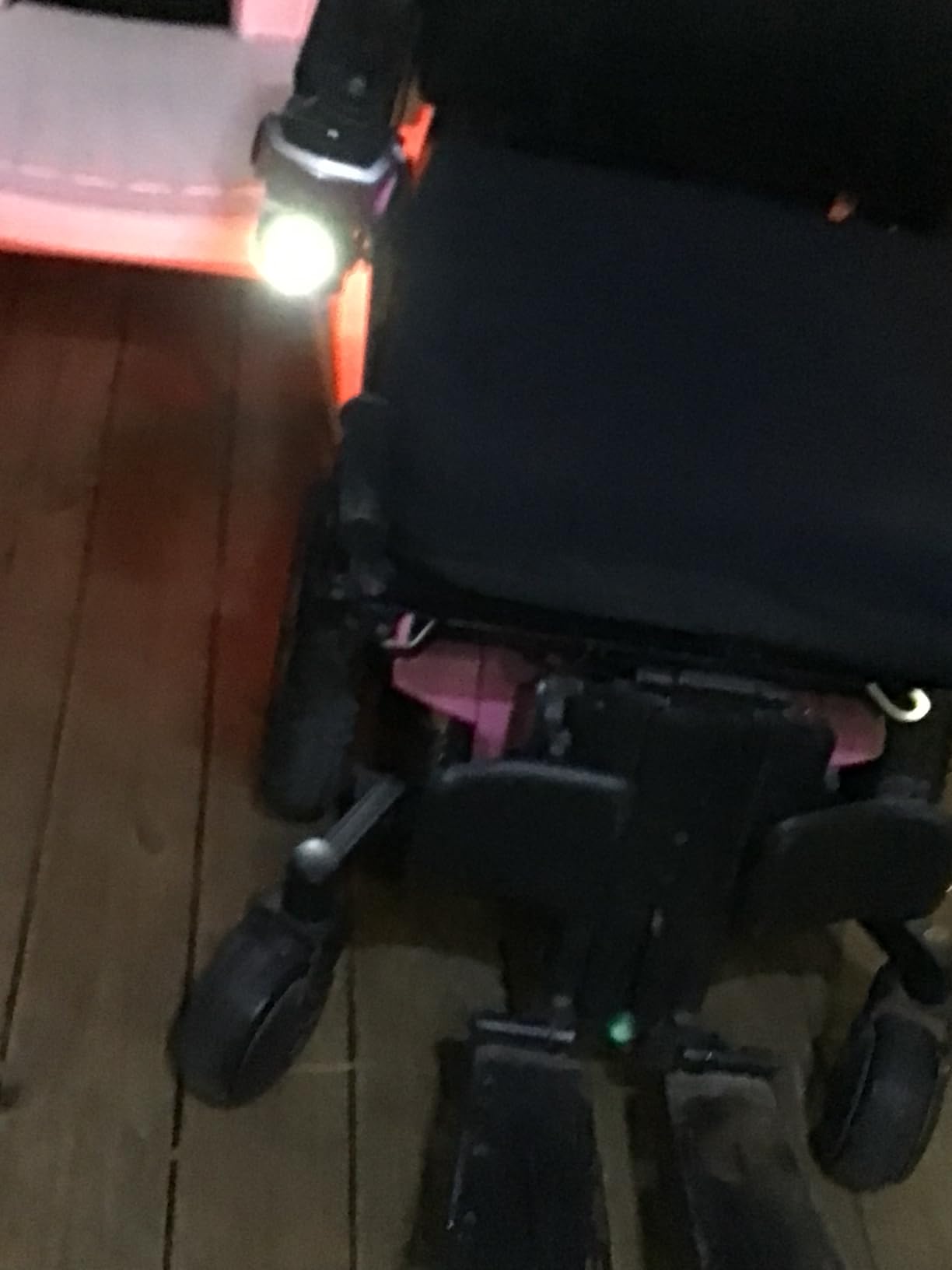 Hassky Electric Wheelchairs for Adults, Foldable Power Wheelchairs | 15+ Miles Long Travel Range, Lightweight Durable Motorized Wheelchair for Seniors Supports Up to 350 lbs, Black customer photo 1