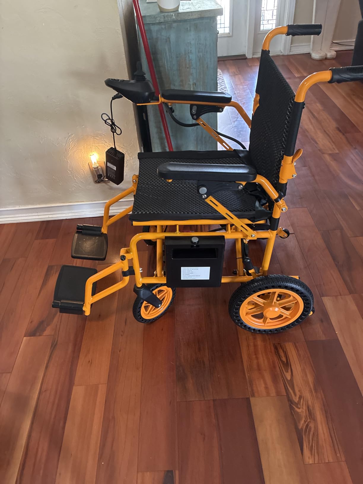 Hassky Electric Wheelchairs for Adults, Foldable Power Wheelchairs | 15+ Miles Long Travel Range, Lightweight Durable Motorized Wheelchair for Seniors Supports Up to 350 lbs, Black customer photo 2