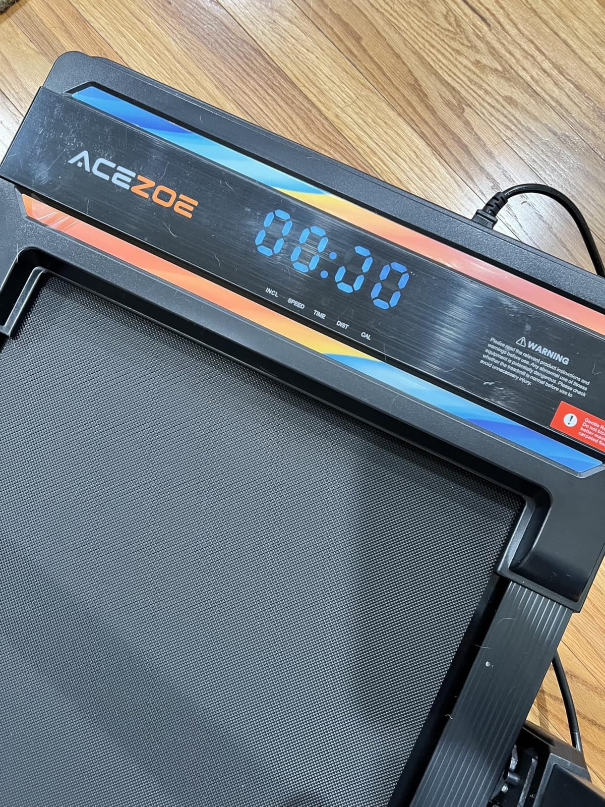 Foldable Walking Pad with 0-15% Auto Incline and Handle Bar, Under Desk Treadmill with 300LBS Weight Capacity, 3.0HP Quiet Treadmills for Home with Speaker, APP & Remote Control customer photo 1