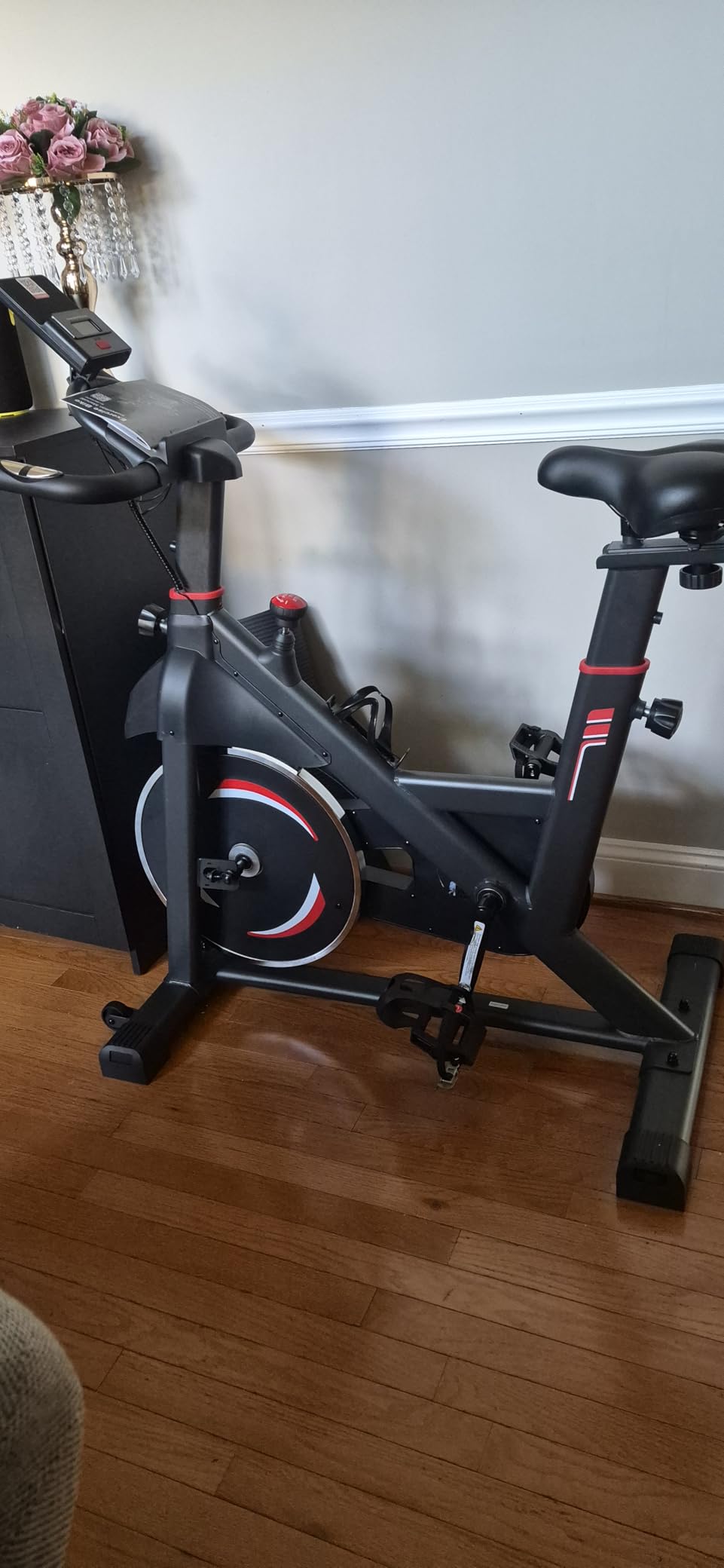 NEWBULIG Exercise Bike with APP, Stationary Bikes for Home, Workout Bike for Adults & Seniors, Cycle Machine, Adjustable Height and Resistance, Low Noise, 265lbs Weight Capacity, Easy Assembly customer photo 1